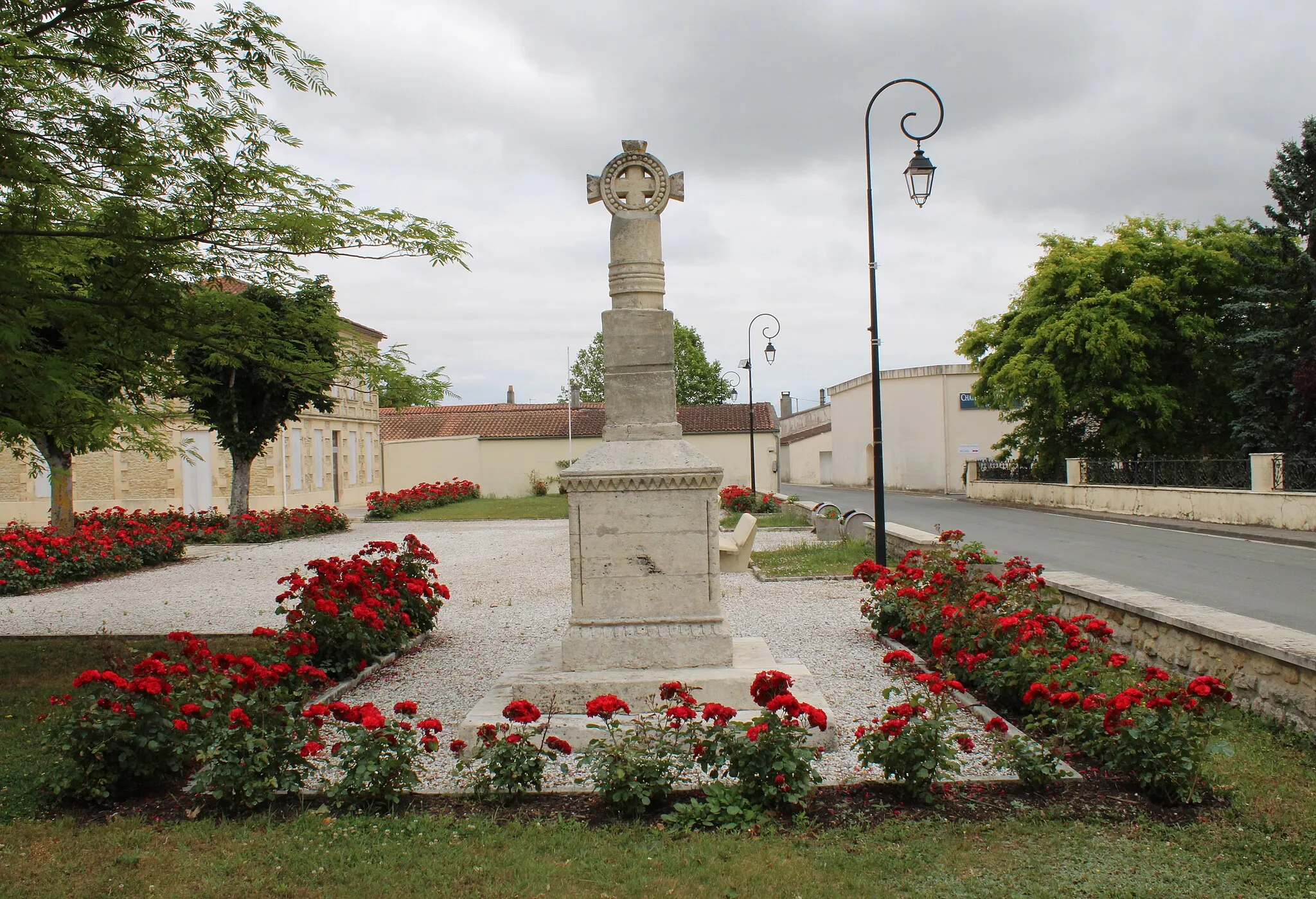 Photo showing: Croix de  mission de 1872