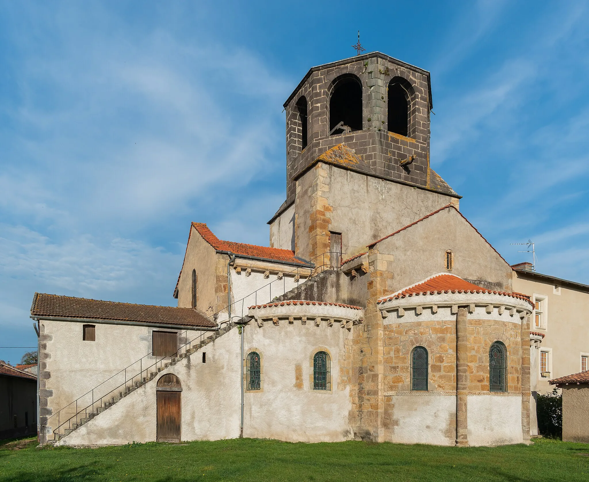 Photo showing: Finding of Saint Stephen church in Luzillat, Puy-de-Dôme, France