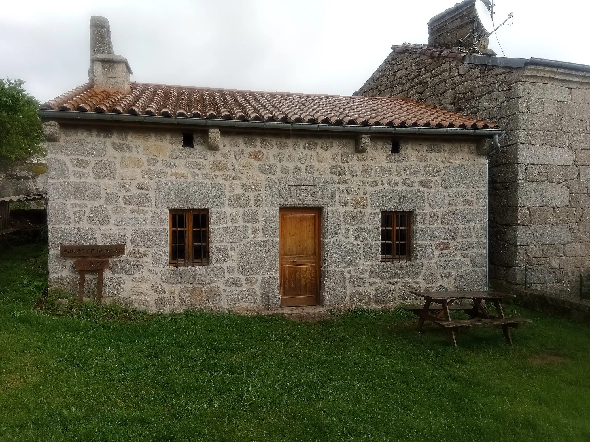 Photo showing: La maison de la Béate à la Clauze, Grèzes, Haute-Loire, France