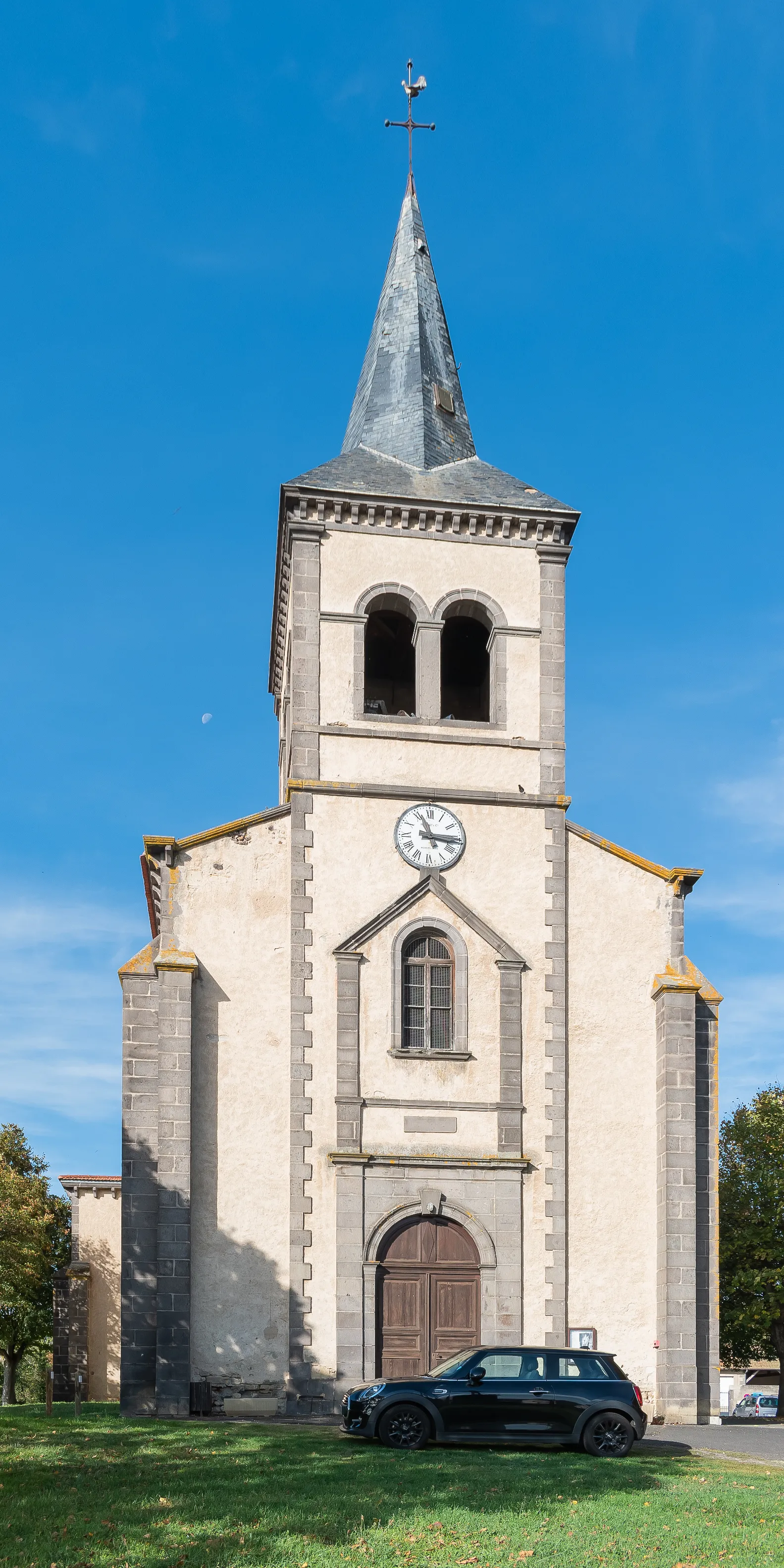 Photo showing: Translation of St Nicholas church in Gimeaux, Puy-de-Dôme, France