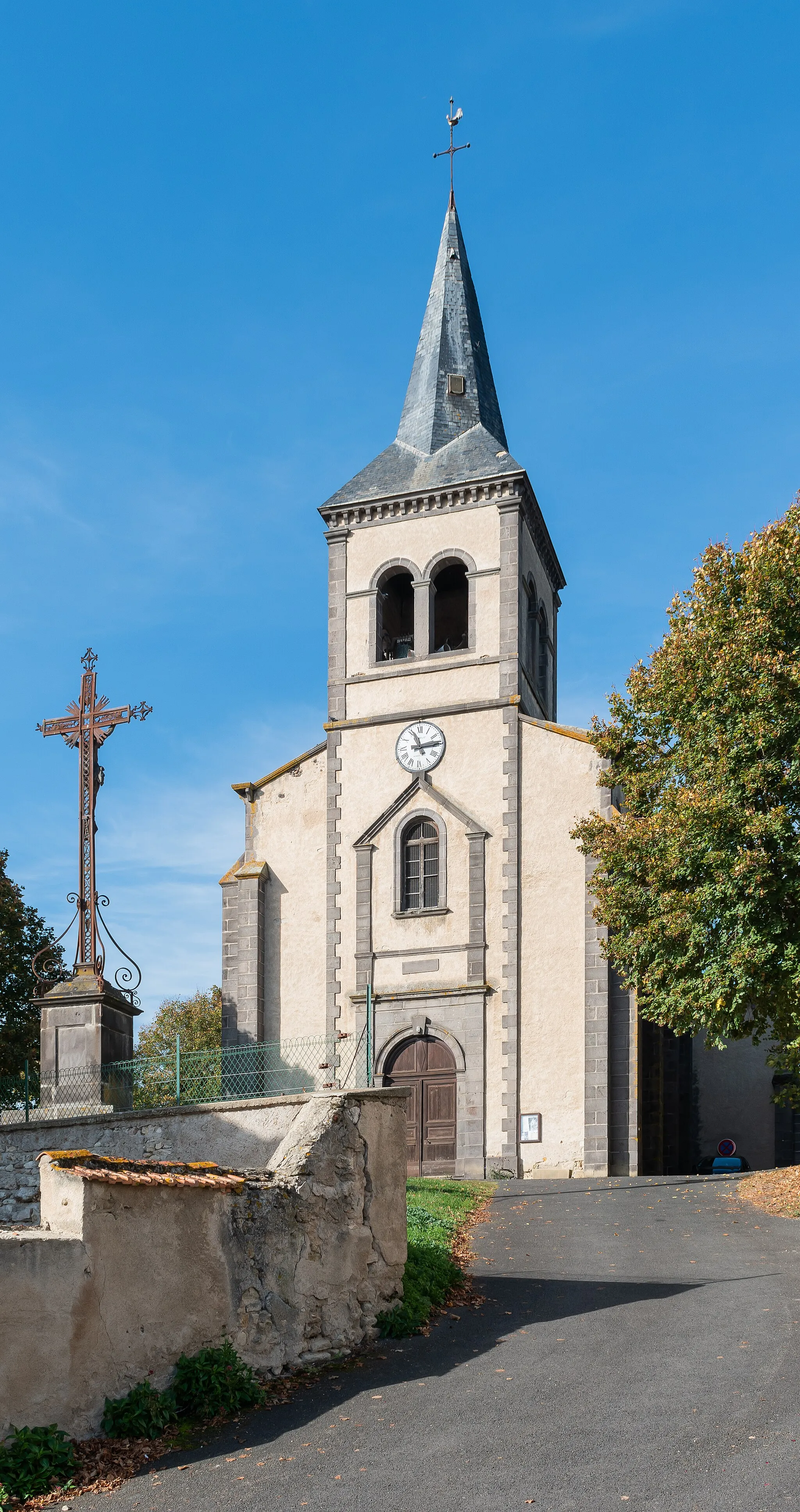 Photo showing: Translation of St Nicholas church in Gimeaux, Puy-de-Dôme, France