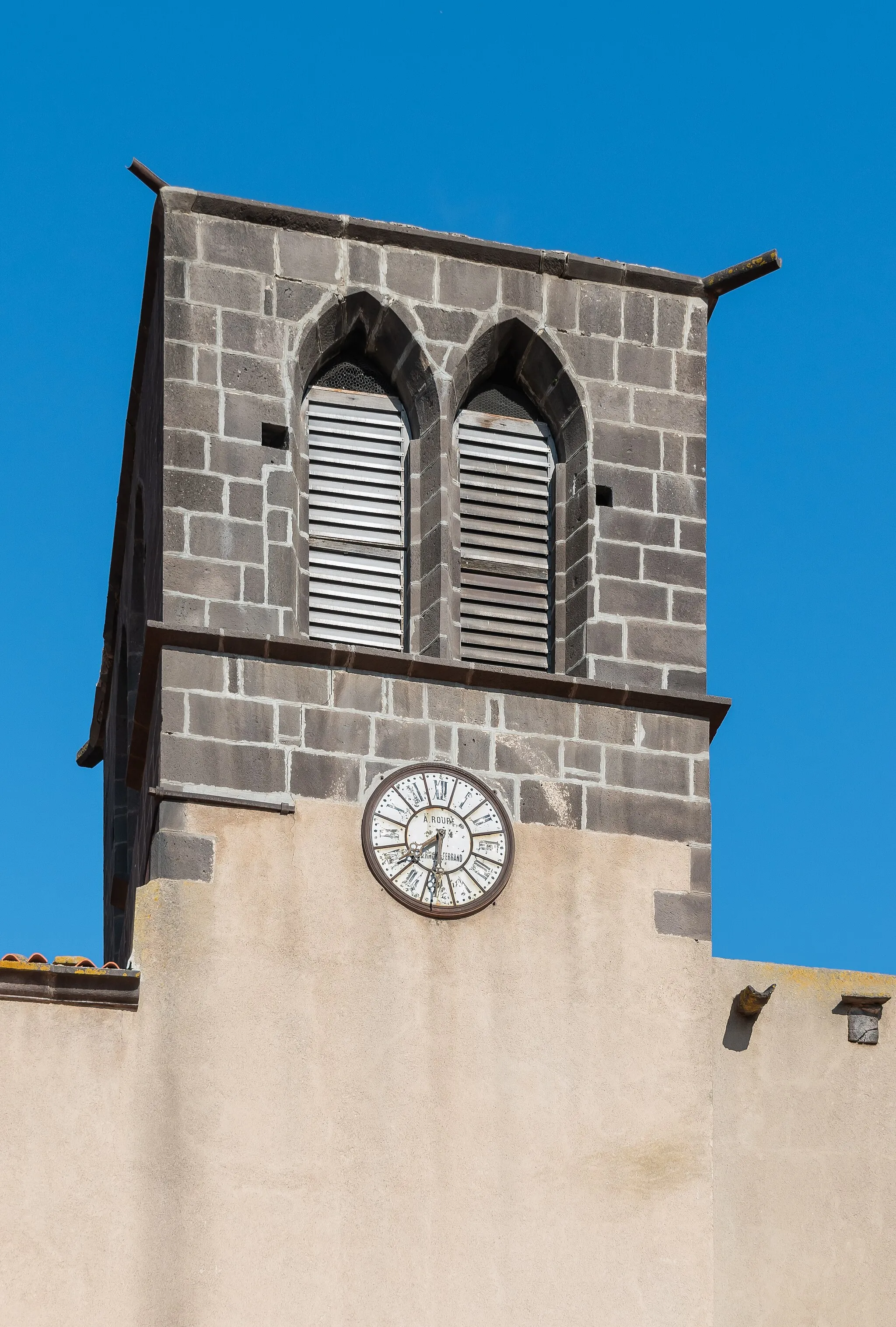 Photo showing: Bell tower of the Saint Bonitus church in Saint-Bonnet-près-Riom, Puy-de-Dôme, France