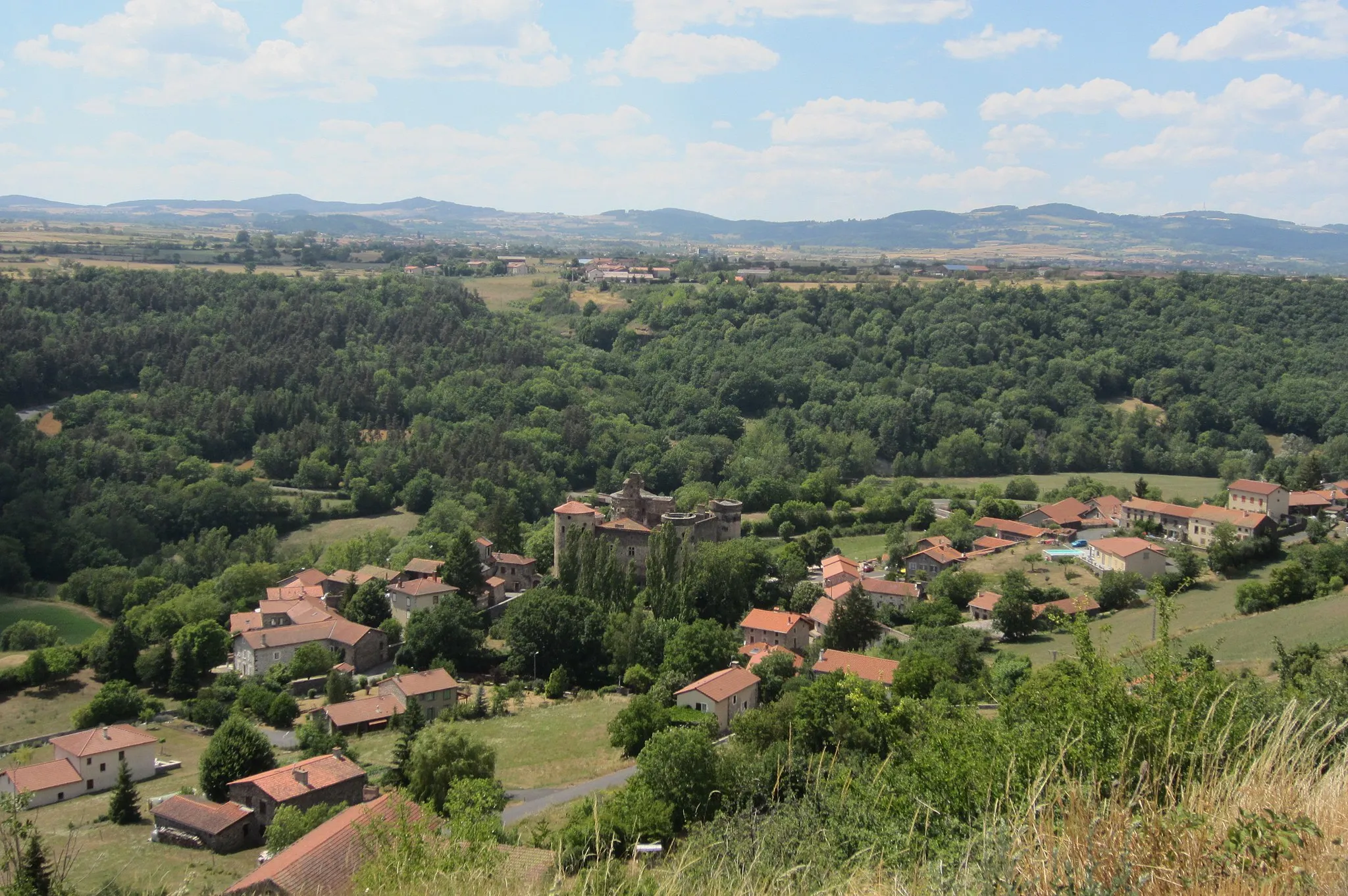 Photo showing: Vue de Saint-Vidal