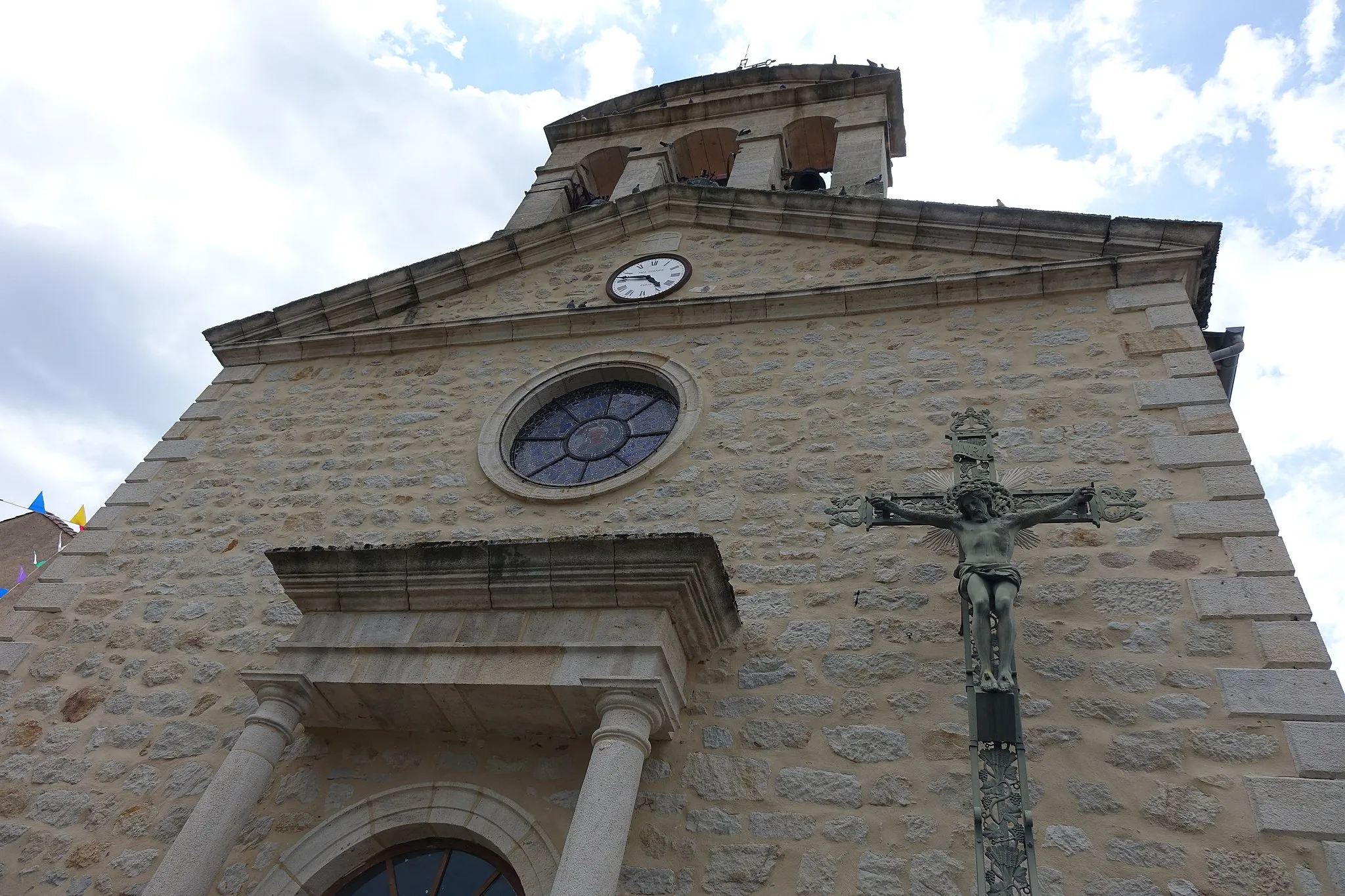 Photo showing: Église Saint-Julien-de-Brioude à Malrevers, Haute-Loire, France