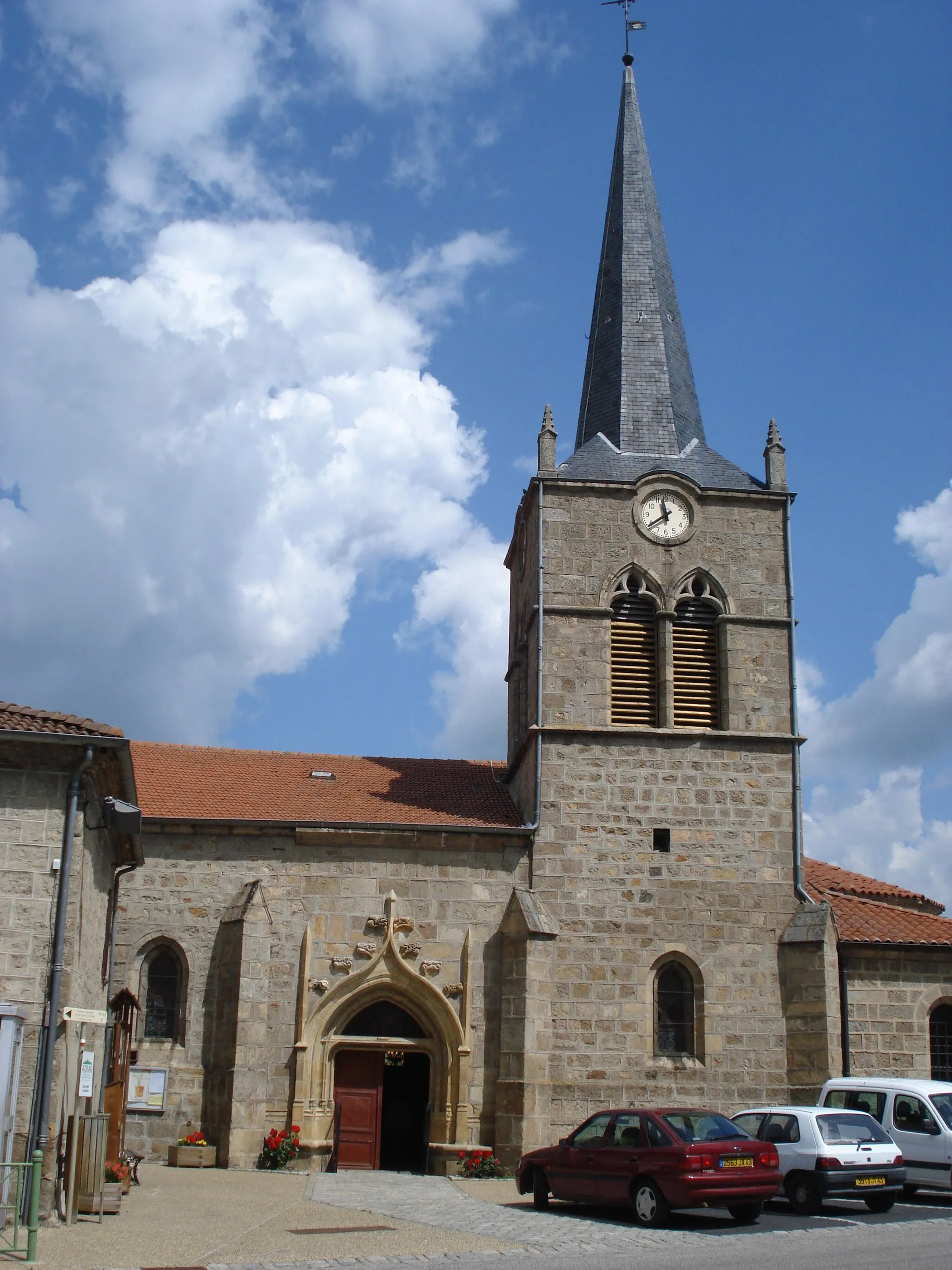 Photo showing: Boisset (Haute-Loire, Fr), the church with its portal.