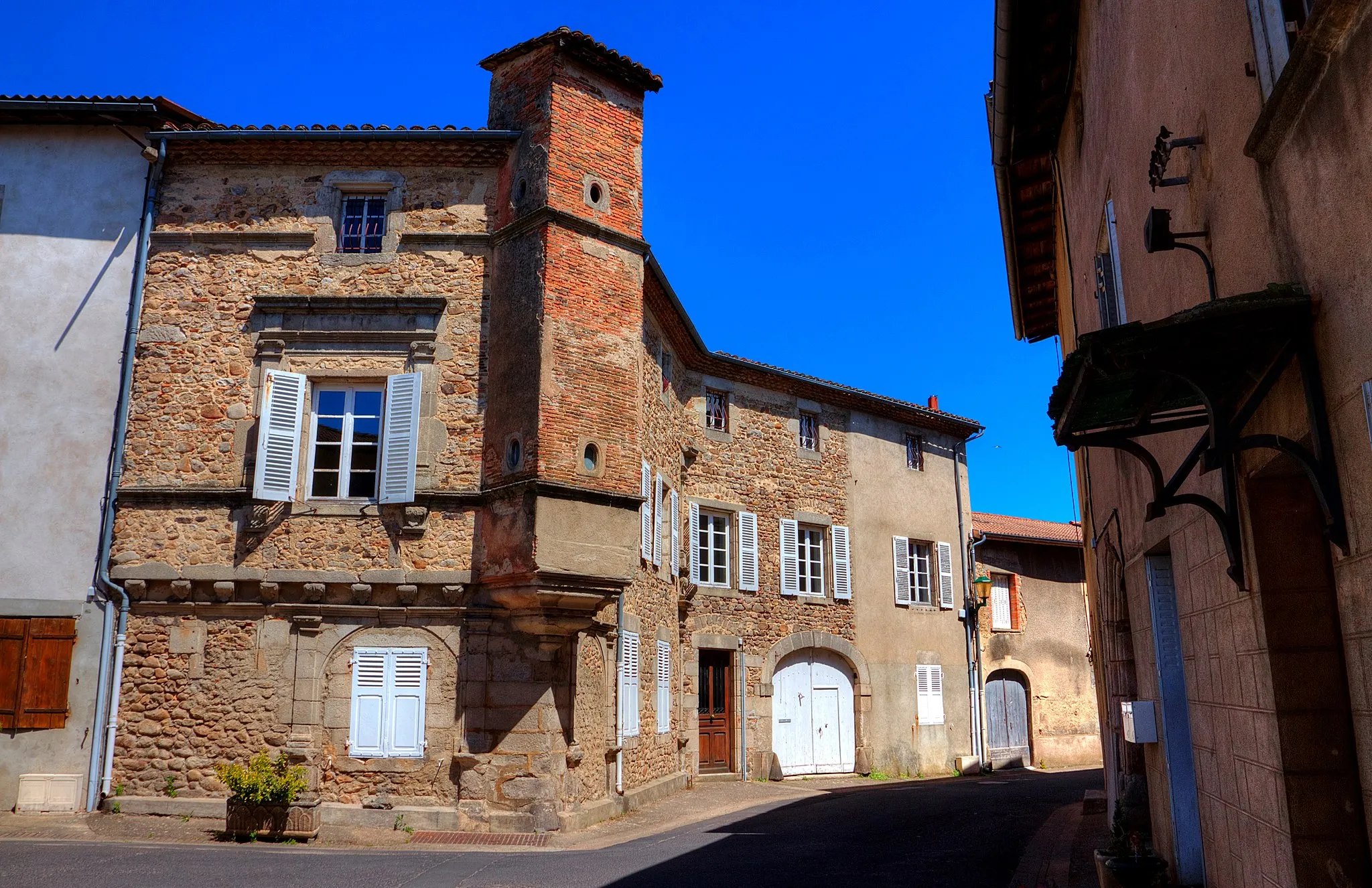 Photo showing: Maison avec tourelle d'angle, XVIème siècle, Vollore Ville