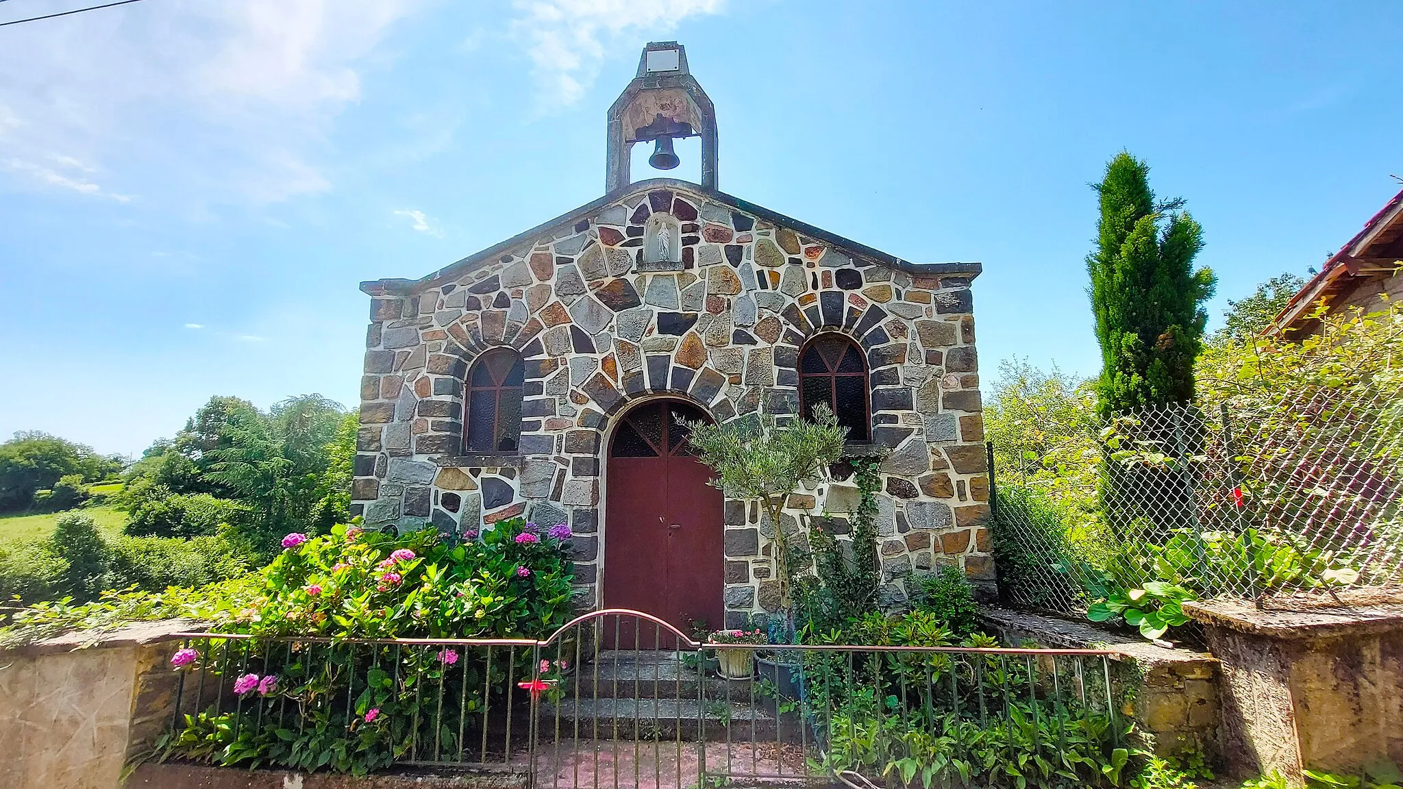 Photo showing: Chapelle à Chateauneuf Les Bains - Hameau de Sainte-Linge - Puy de Dôme - FR