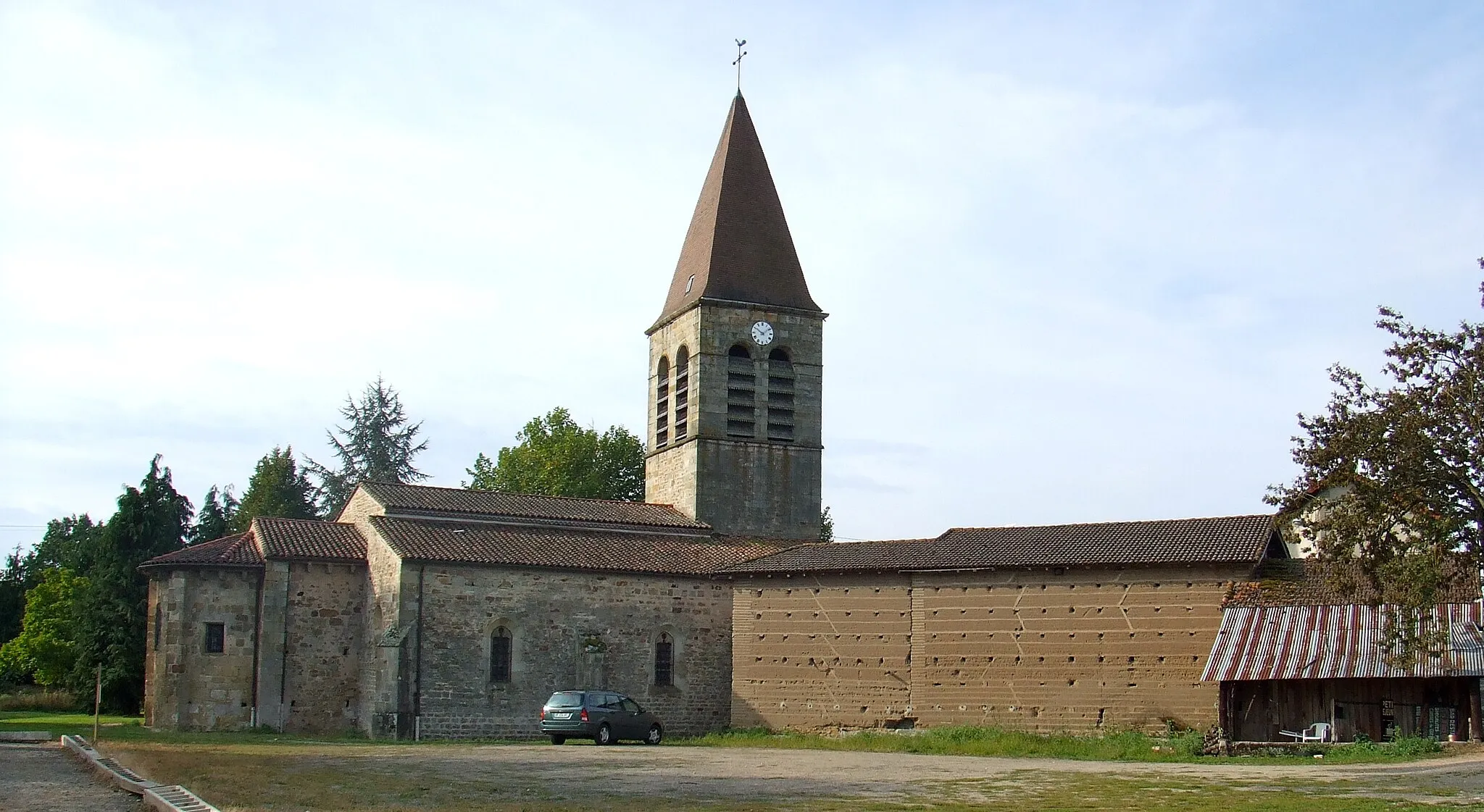 Photo showing: This building is inscrit au titre des monuments historiques de la France. It is indexed in the base Mérimée, a database of architectural heritage maintained by the French Ministry of Culture, under the reference PA00092232 .