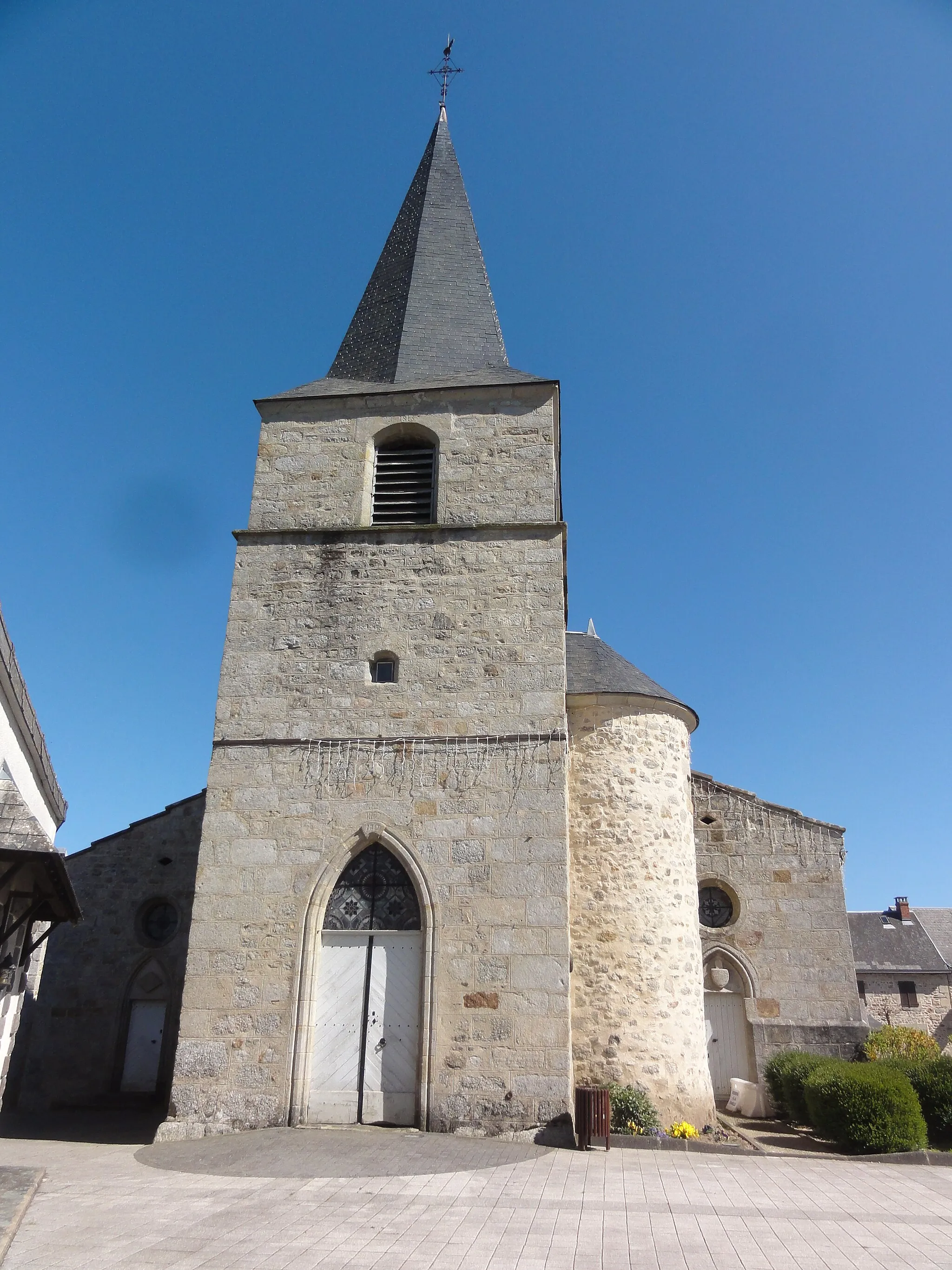 Photo showing: Espinasse (Puy-de-Dôme) église