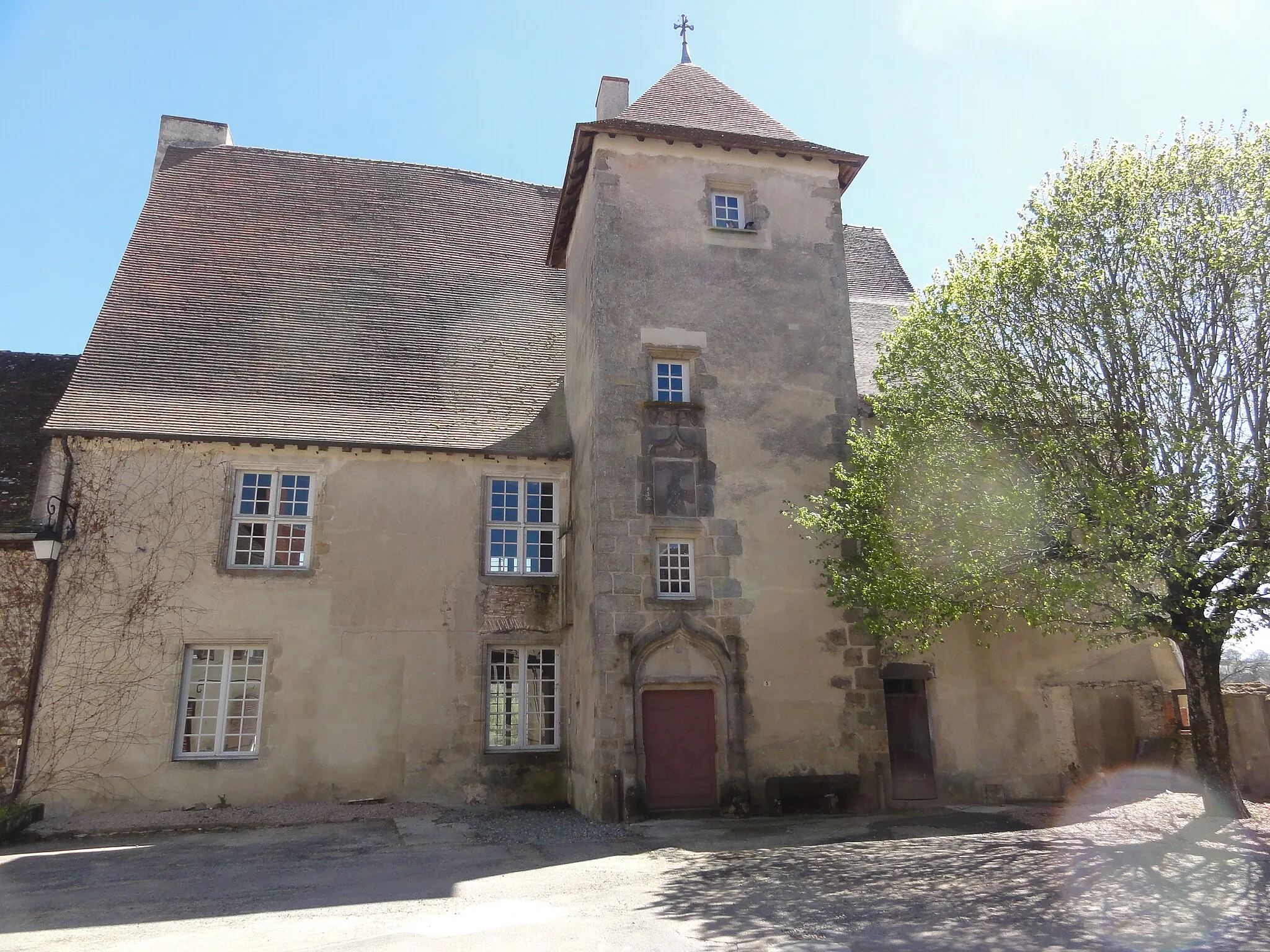 Photo showing: Pionsat (Puy-de-Dôme) château