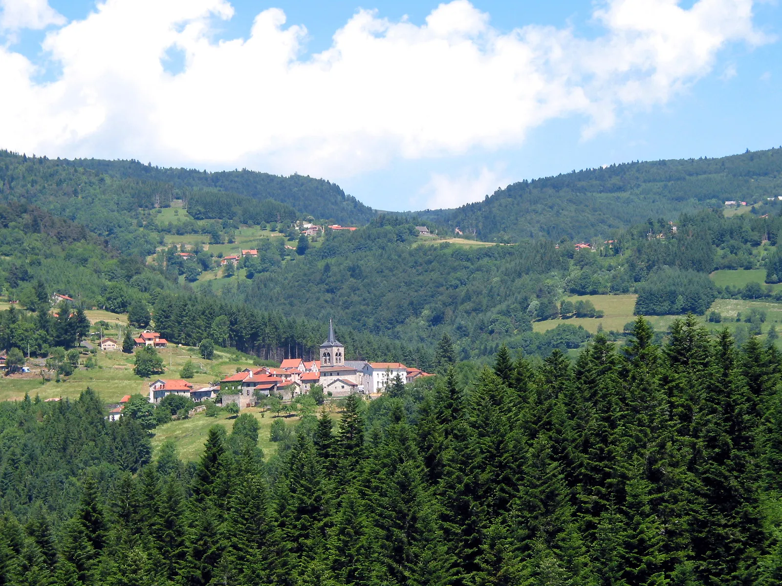 Photo showing: Valcivières (Puy-de-Dôme - France), the village.