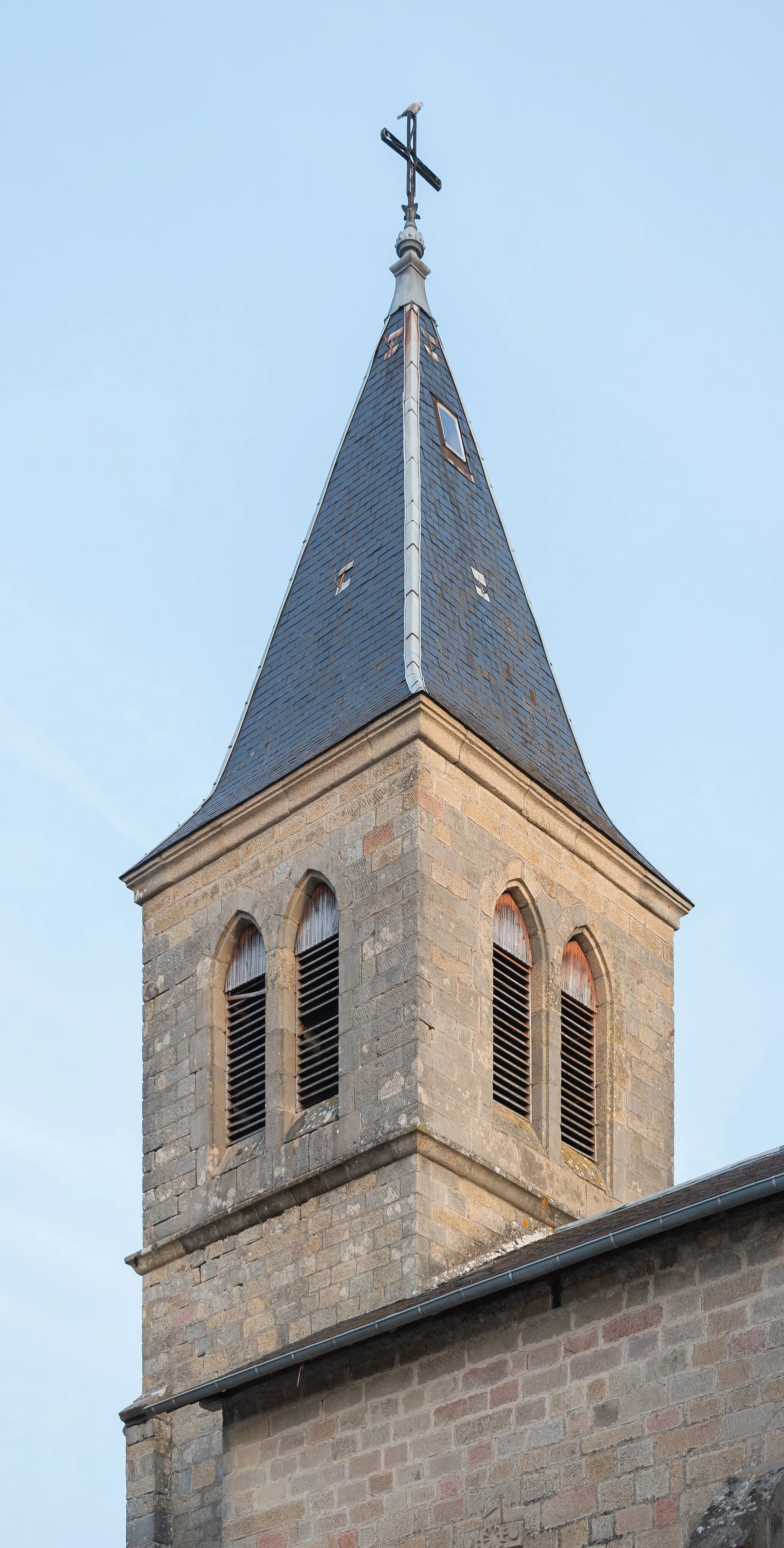 Photo showing: Bell tower of the Saint Lawrence church in Lauresses, Lot, France