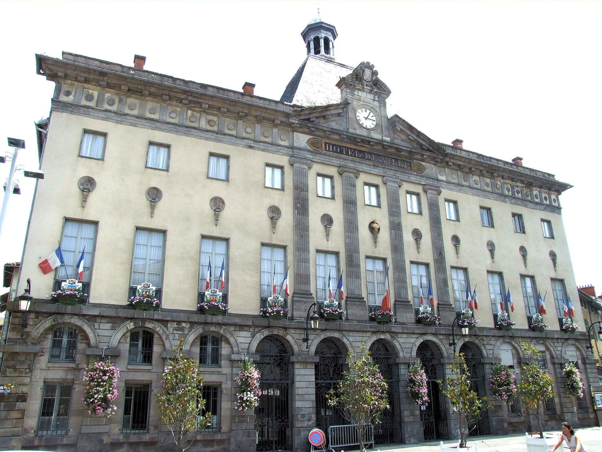 Photo showing: Aurillac - Hôtel de ville