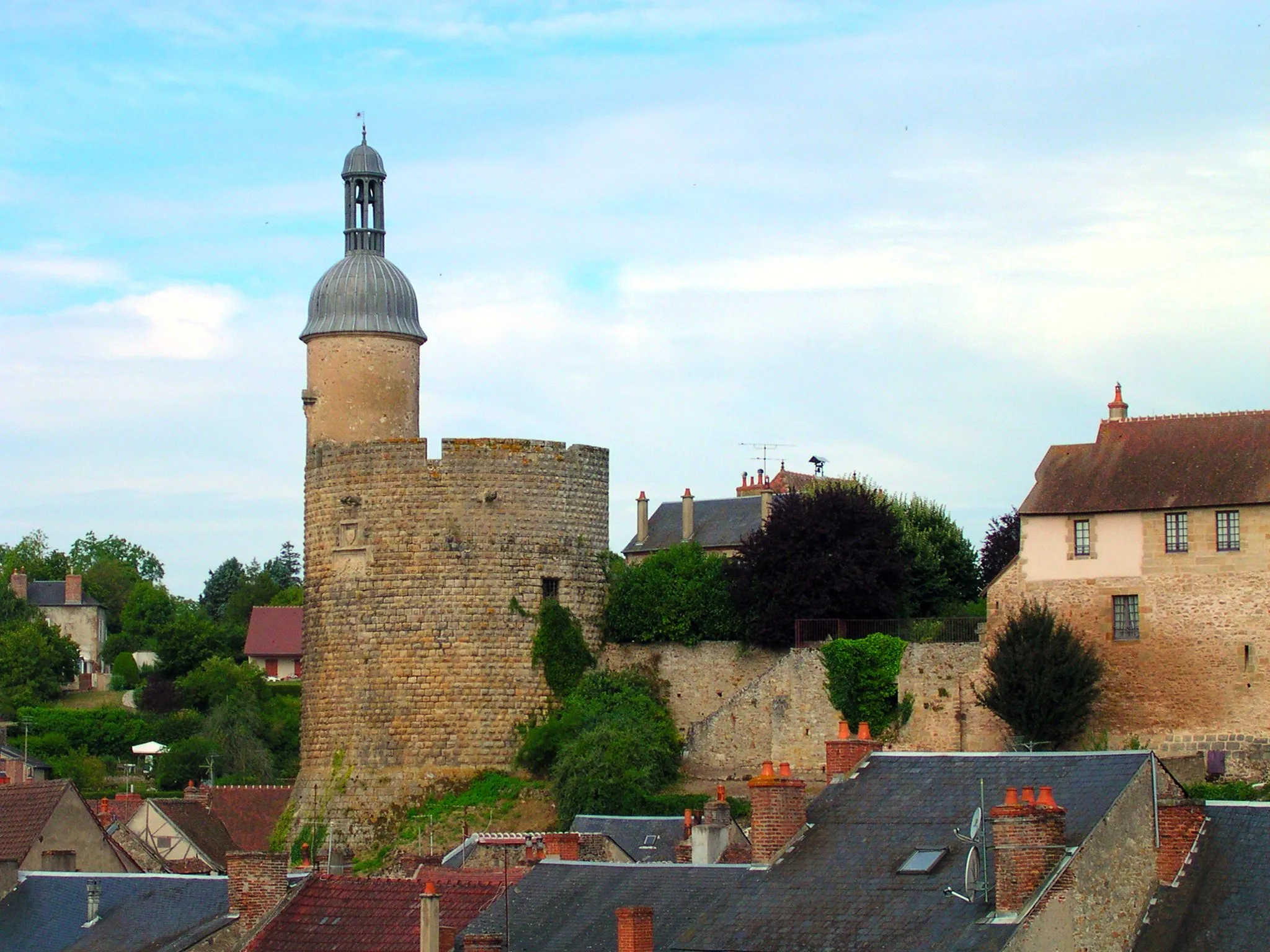 Photo showing: Der Turm Qui Qu'en Grogne der Burg von Bourbon-l'Archambault