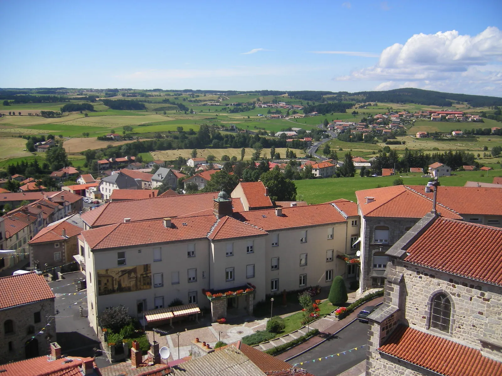 Photo showing: Saugues, panorama to east from Tour des Anglais