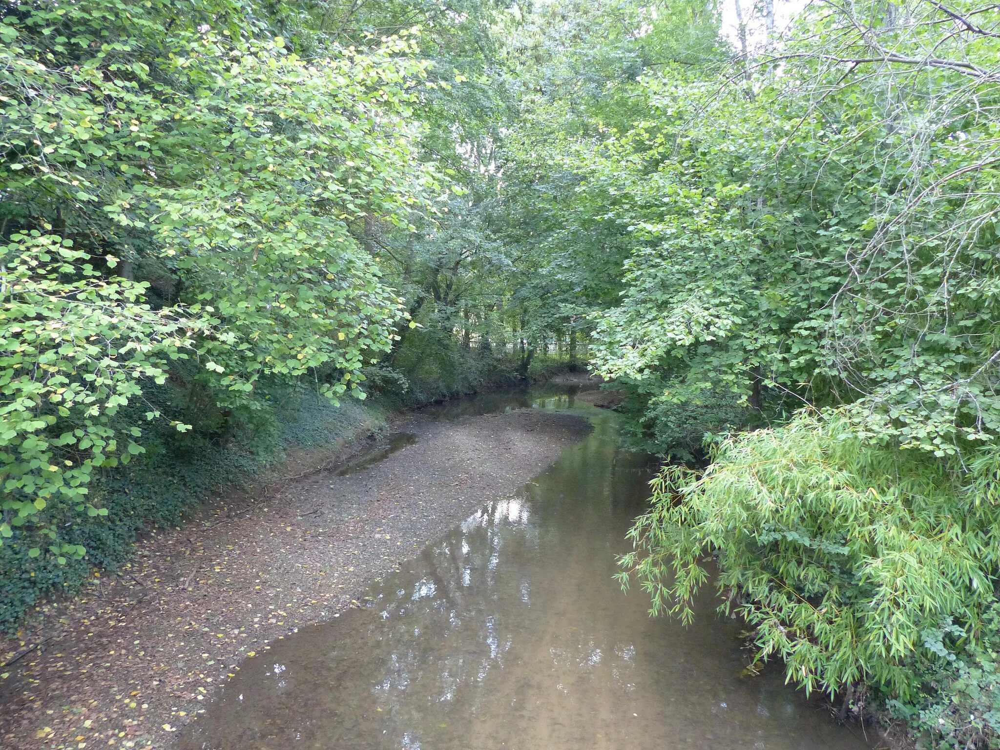 Photo showing: Varennes-sur-Morge (Puy-de-Dôme). La Morge.