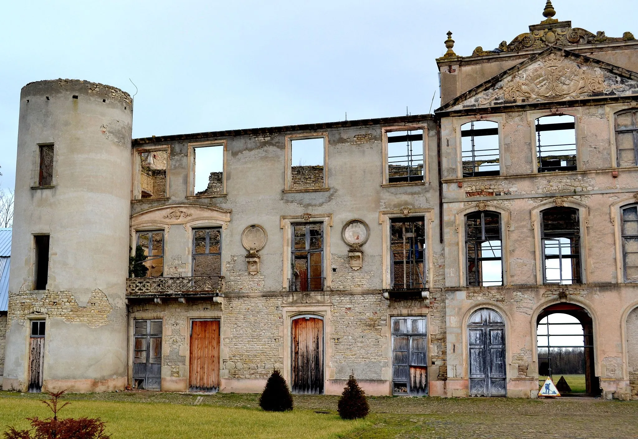 Photo showing: Chateau de villemont.