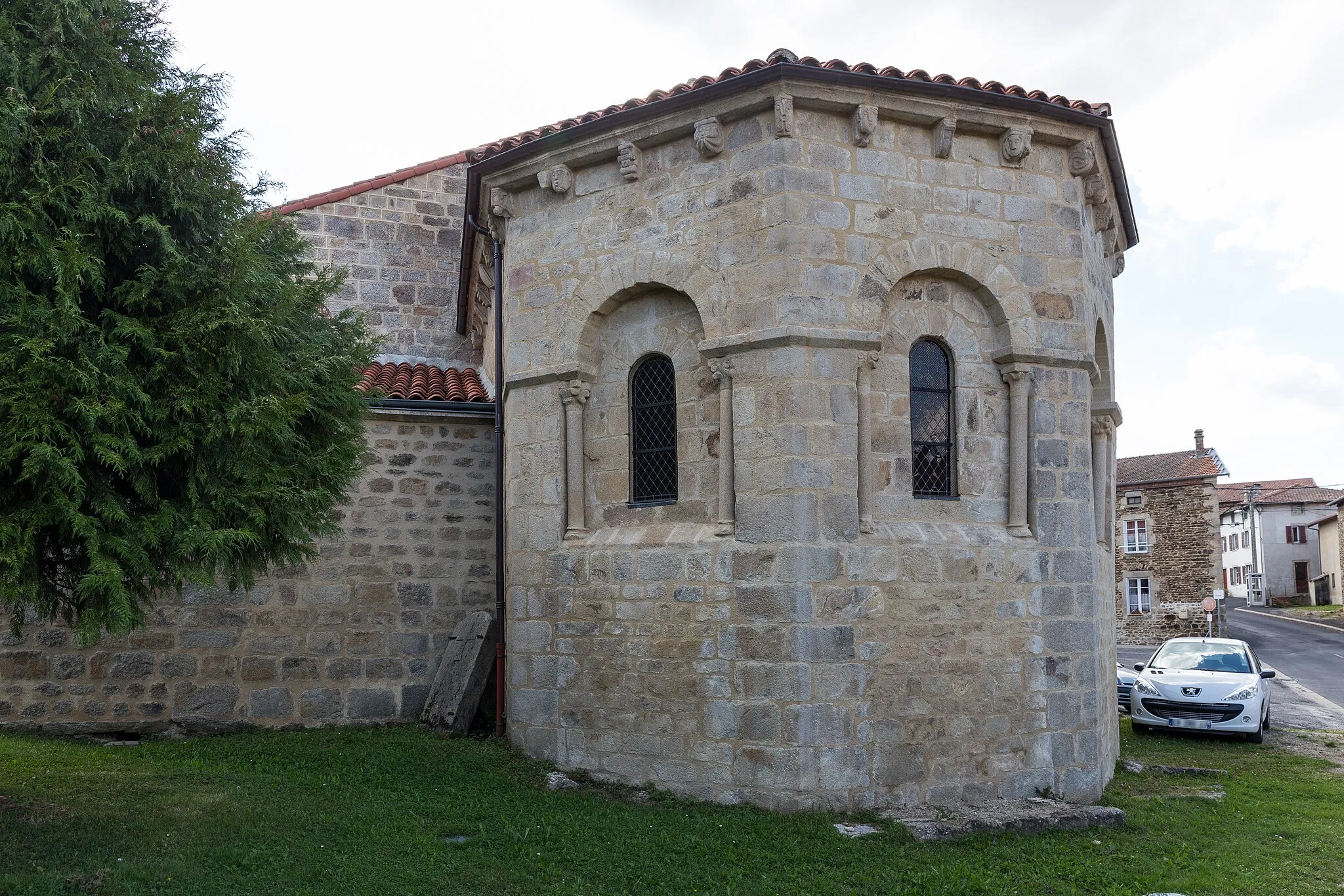 Photo showing: This building is inscrit au titre des monuments historiques de la France. It is indexed in the base Mérimée, a database of architectural heritage maintained by the French Ministry of Culture, under the reference PA00092654 .