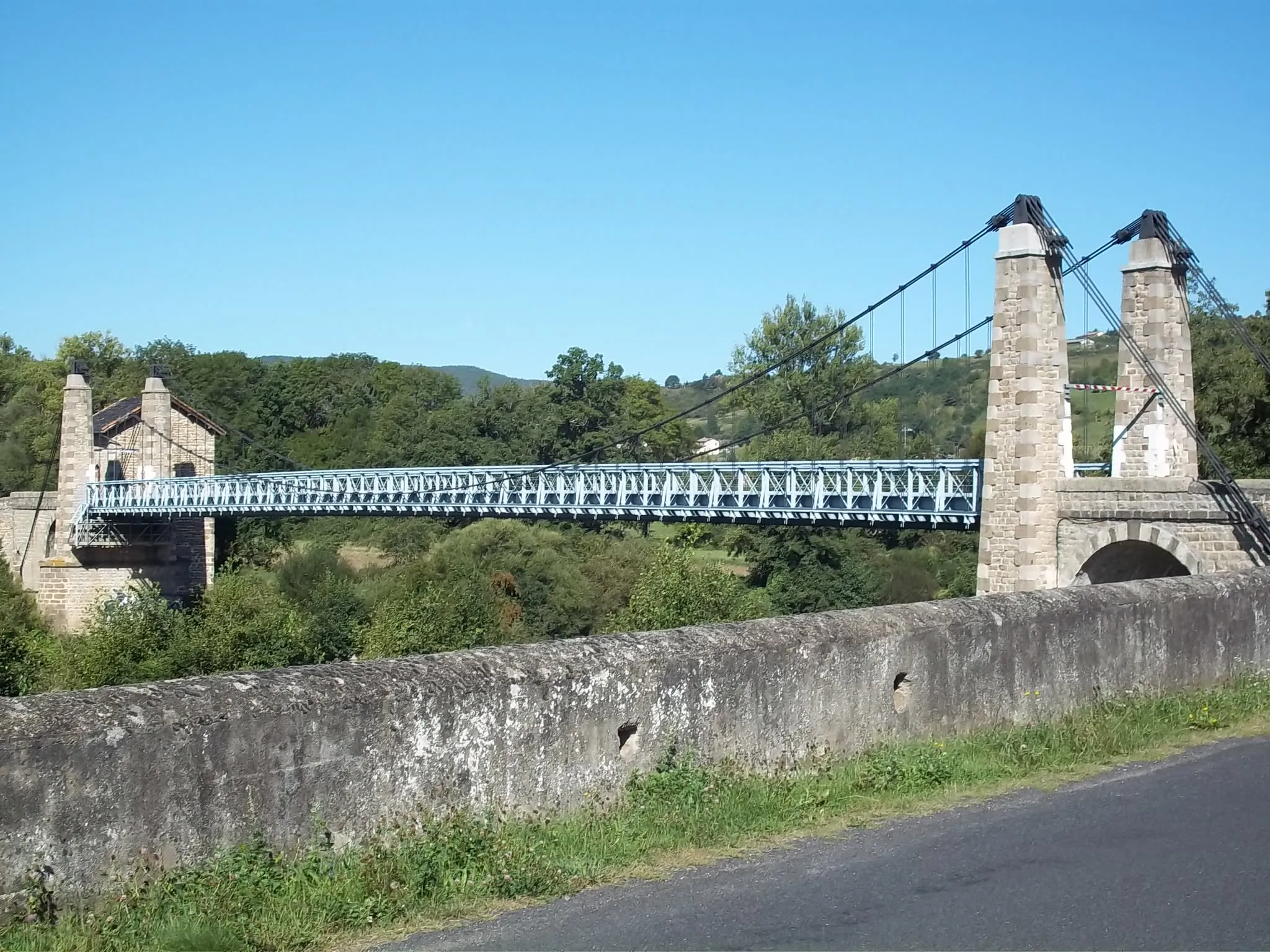 Photo showing: Vu d'un des accès au pont