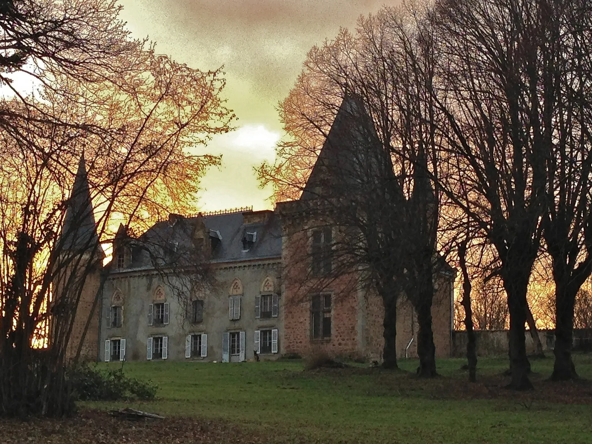 Photo showing: Façade sud du château