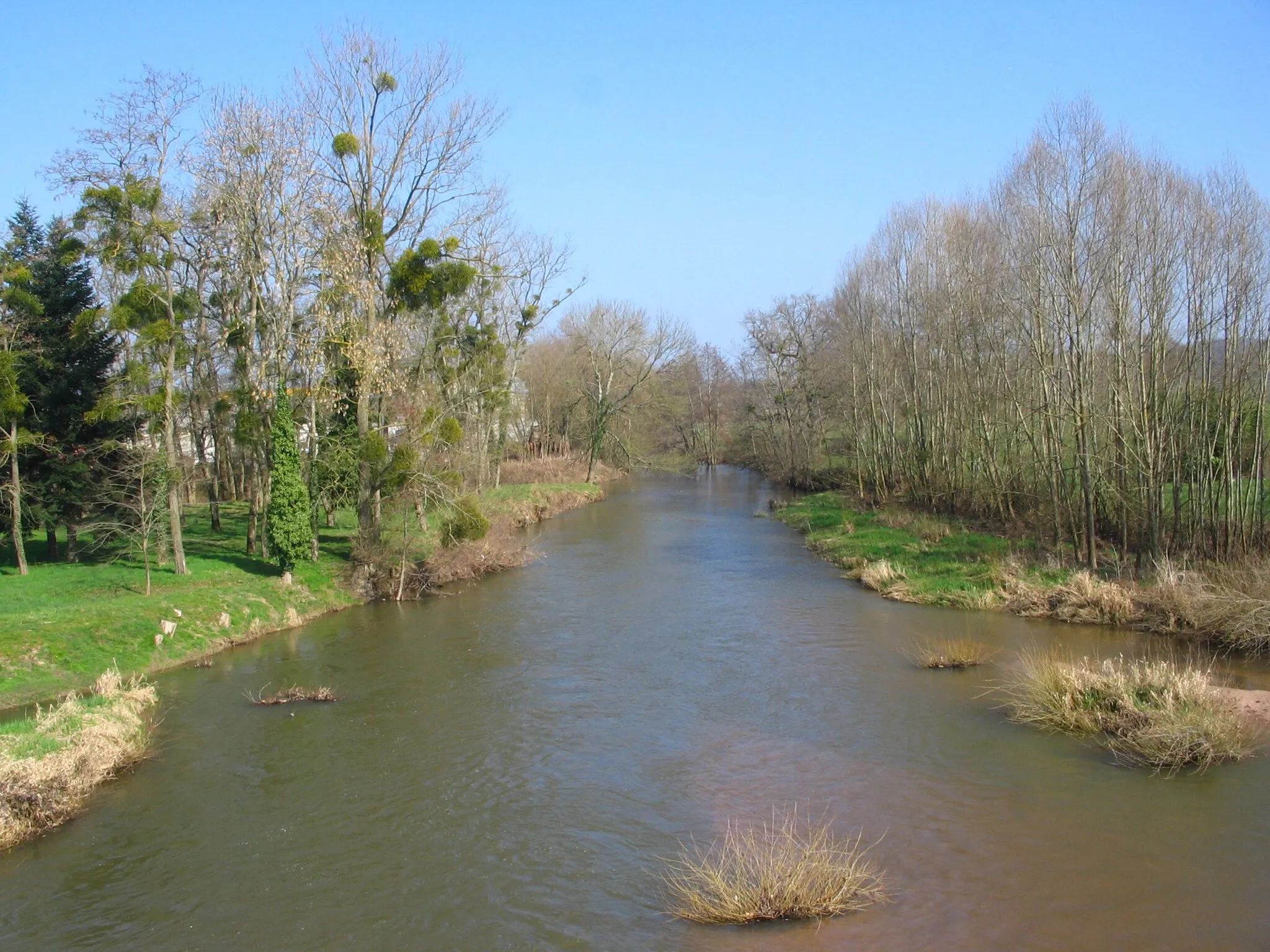 Photo showing: La Besbre à Dompierre (03).