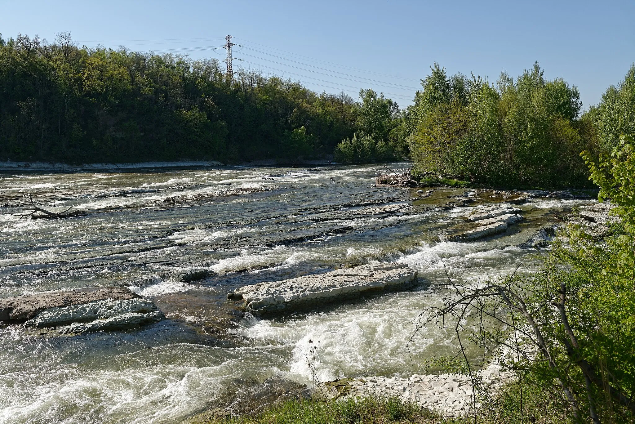 Photo showing: Rive droite de l'Allier aux Martres-d'Artière.