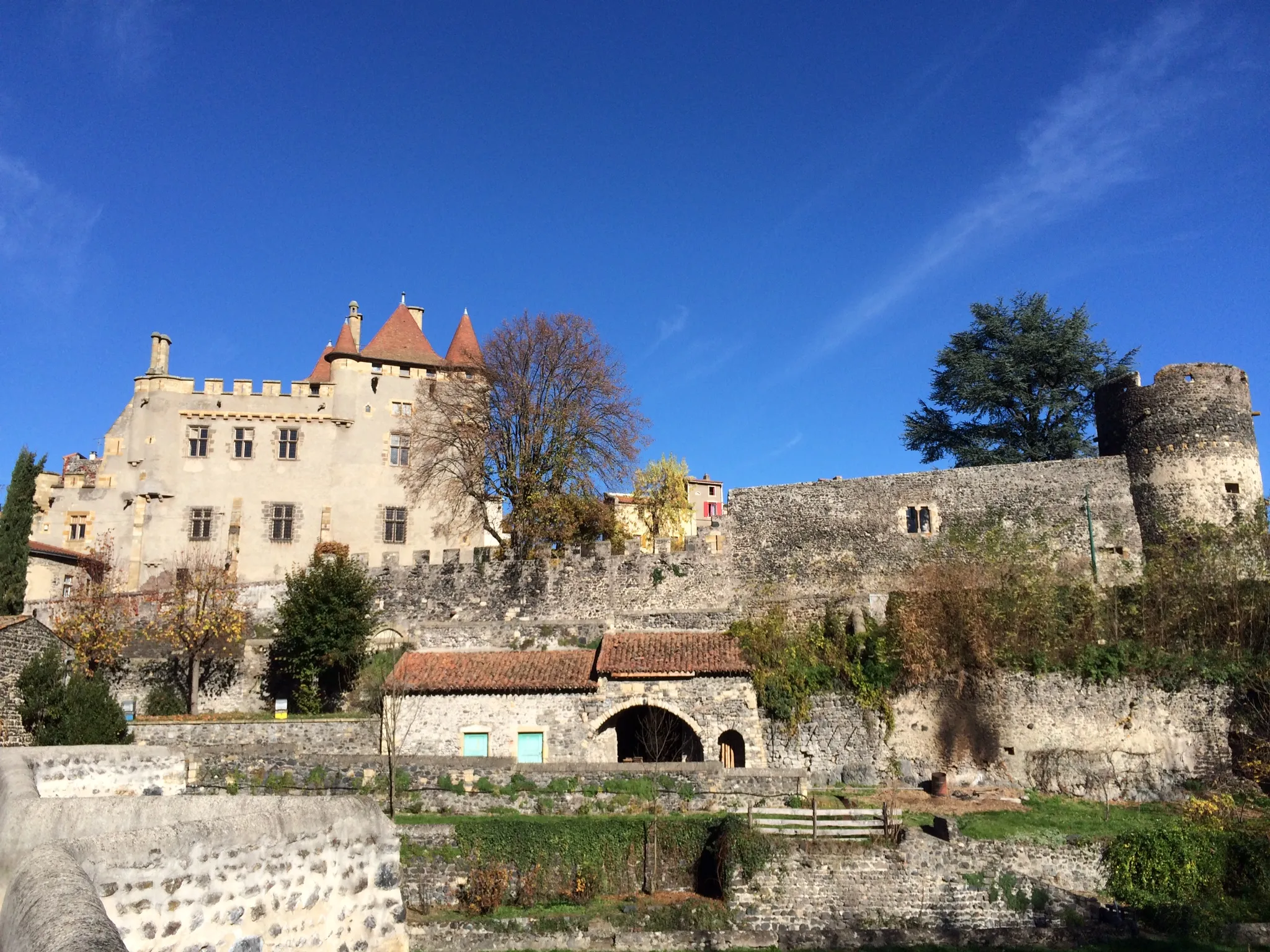 Photo showing: Vue Depuis le Pont de la Monne