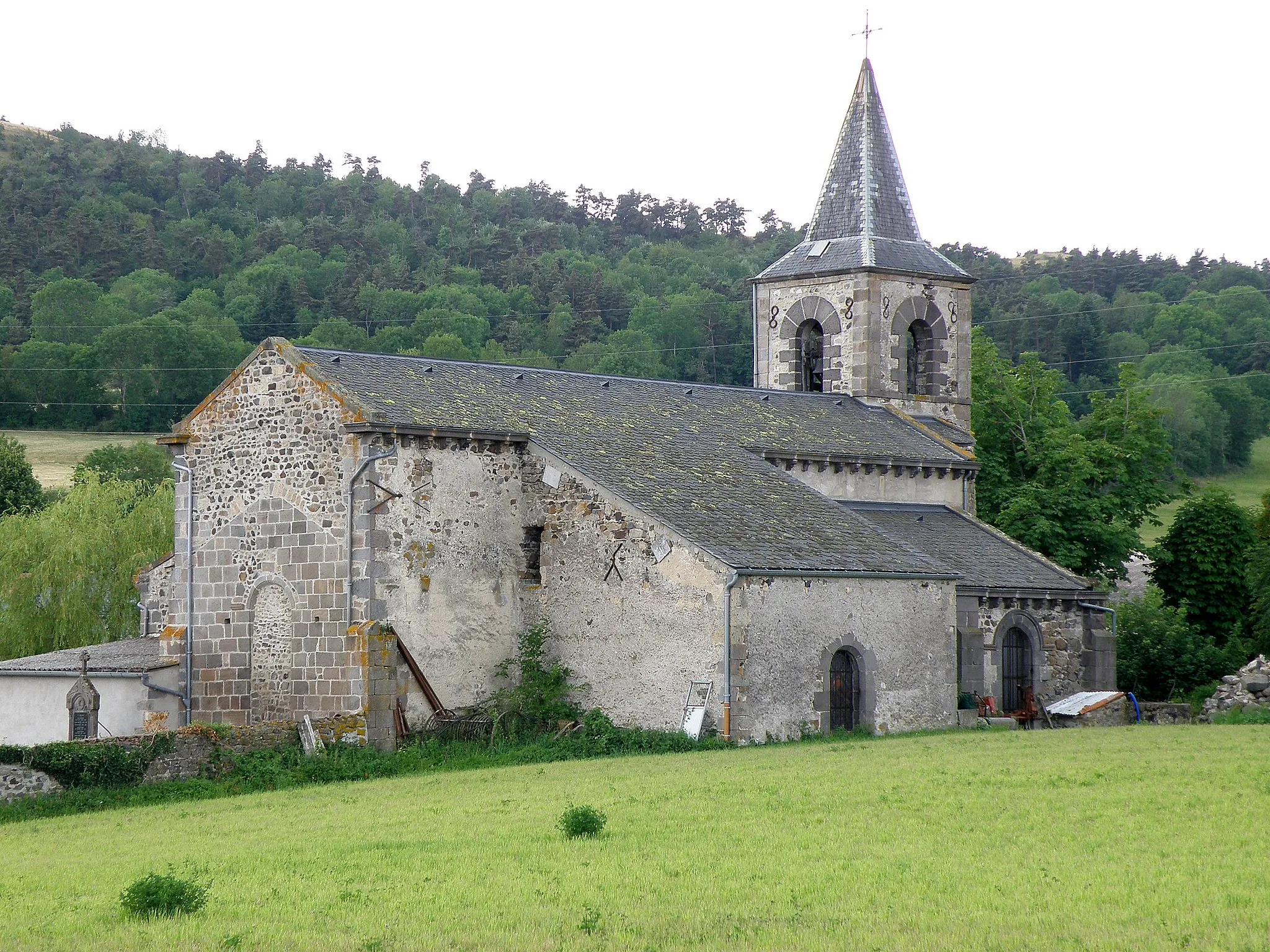 Photo showing: Olloix, comm. du Puy-de-Dôme (France, région Auvergne). Église.