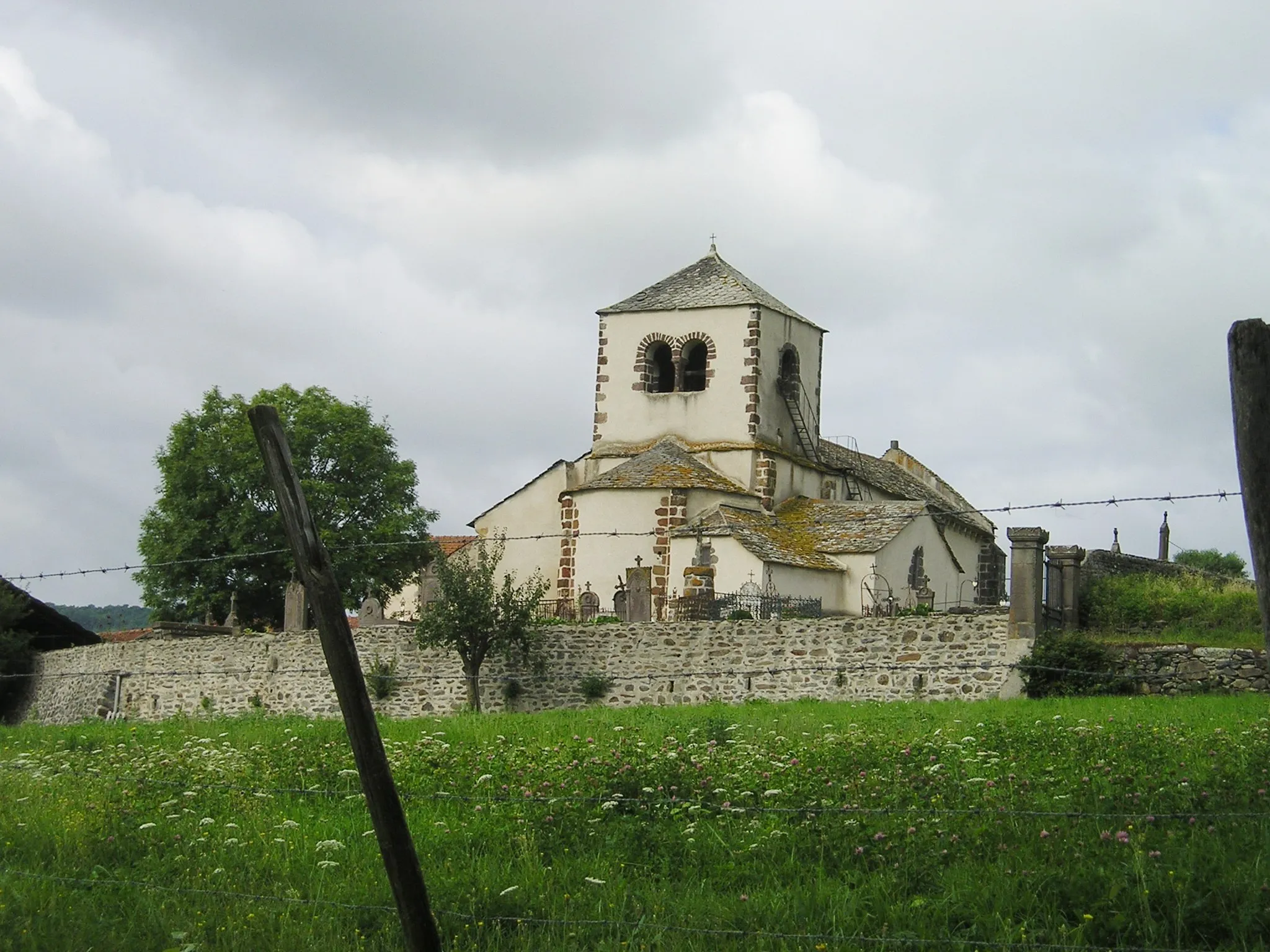 Photo showing: Eglise Saint-Mary in Colamine-sous-Vodable (Puy-de-Dôme)