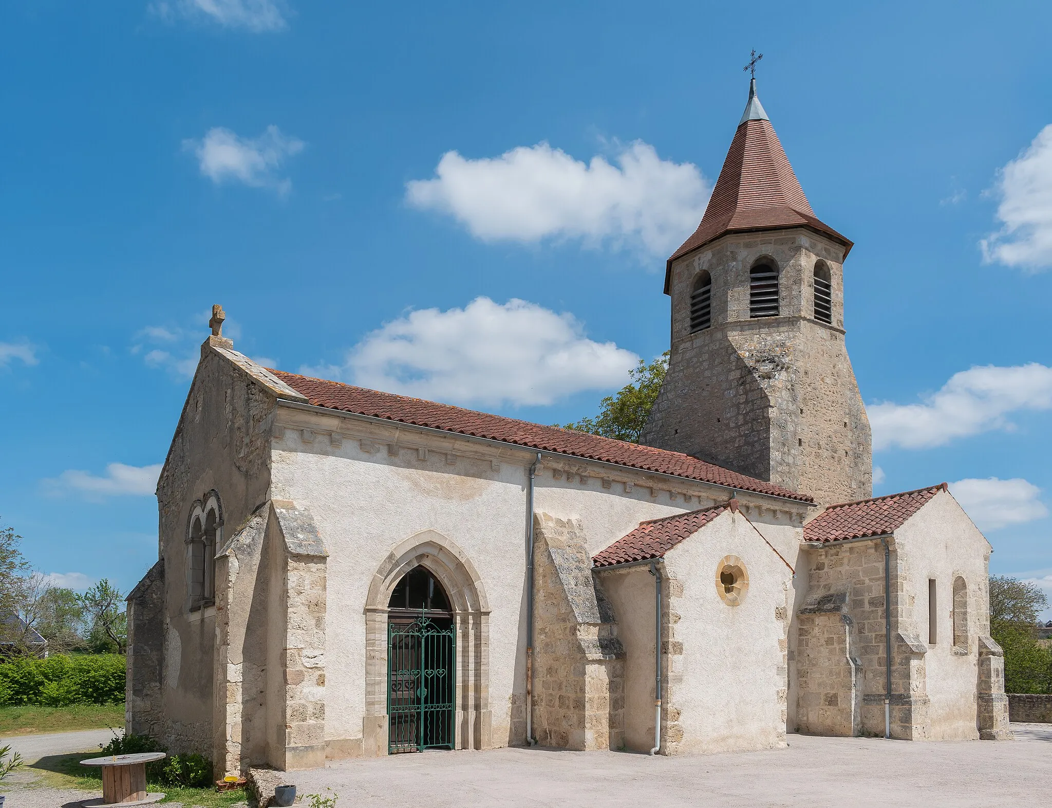 Photo showing: Saint Bartholomew church in Cesset, Allier, France