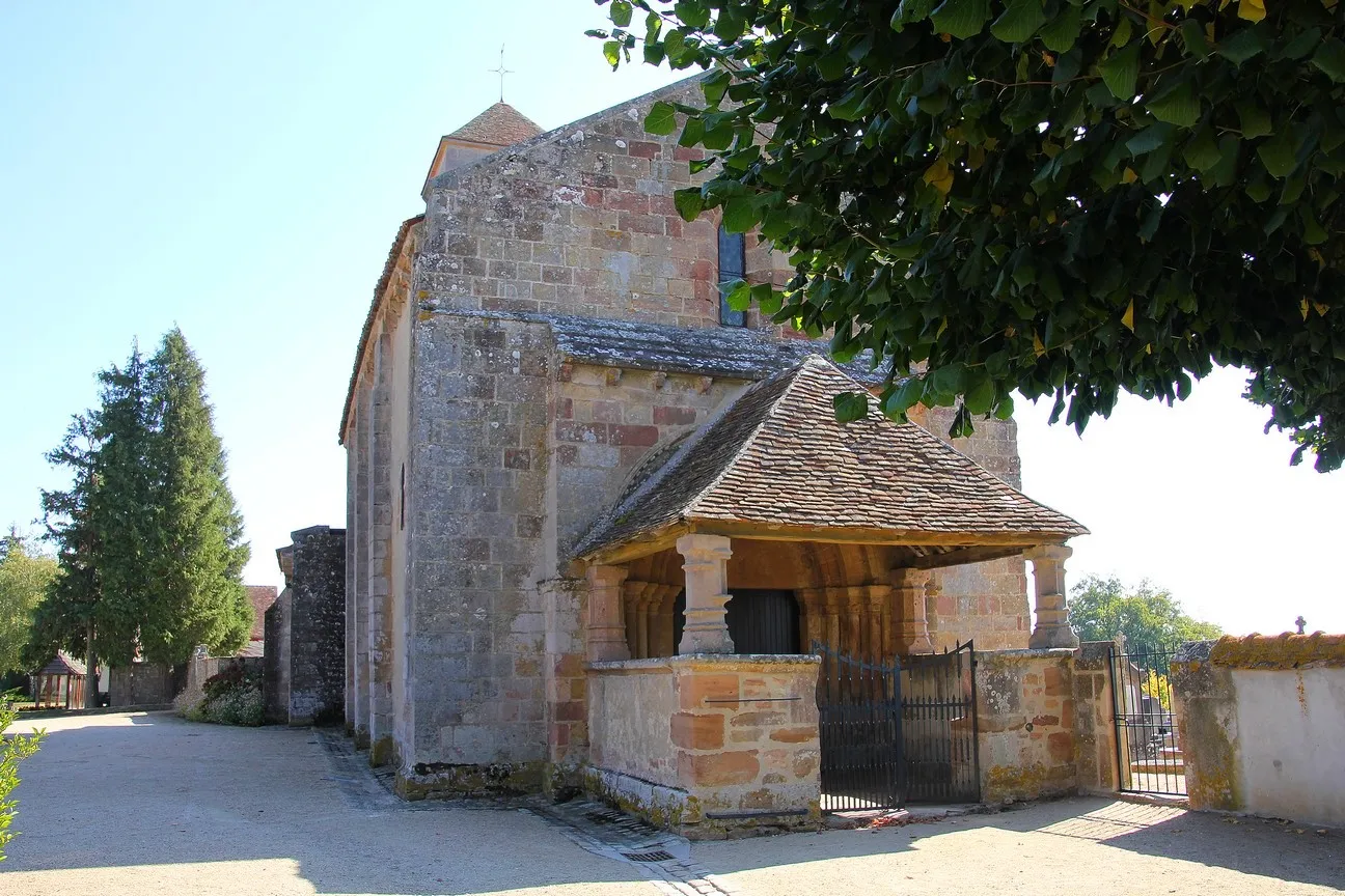 Photo showing: Coulandon (03) église St Martin la caquetoire