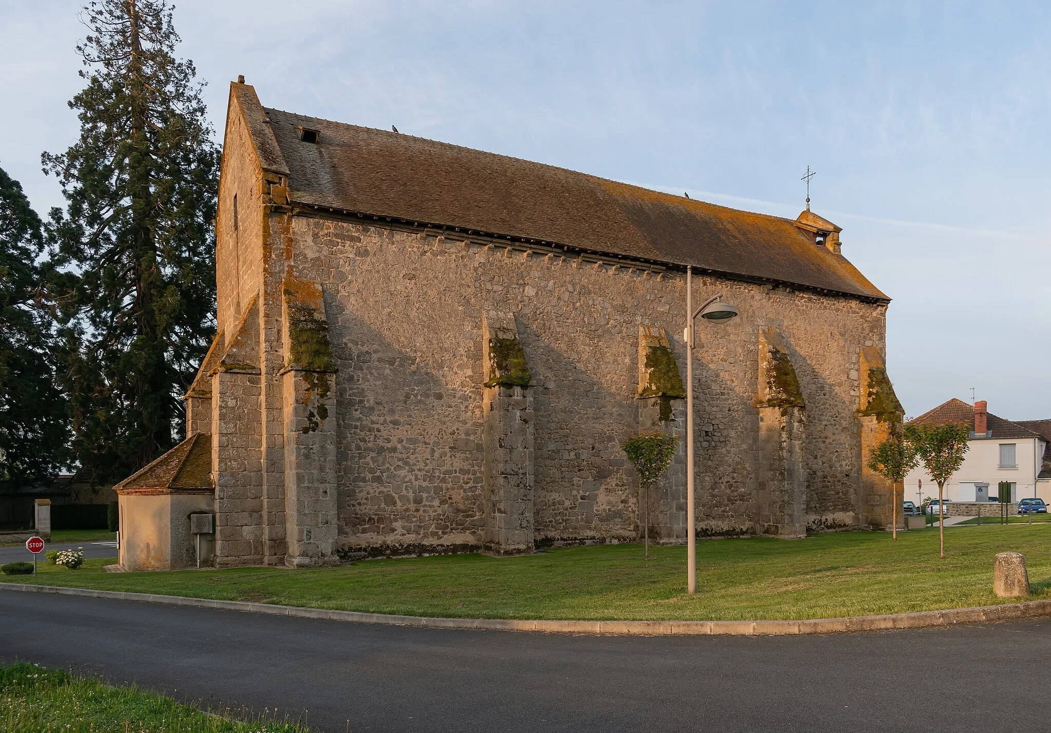 Photo showing: Saint John the Baptist church in Lamaids, Allier, France