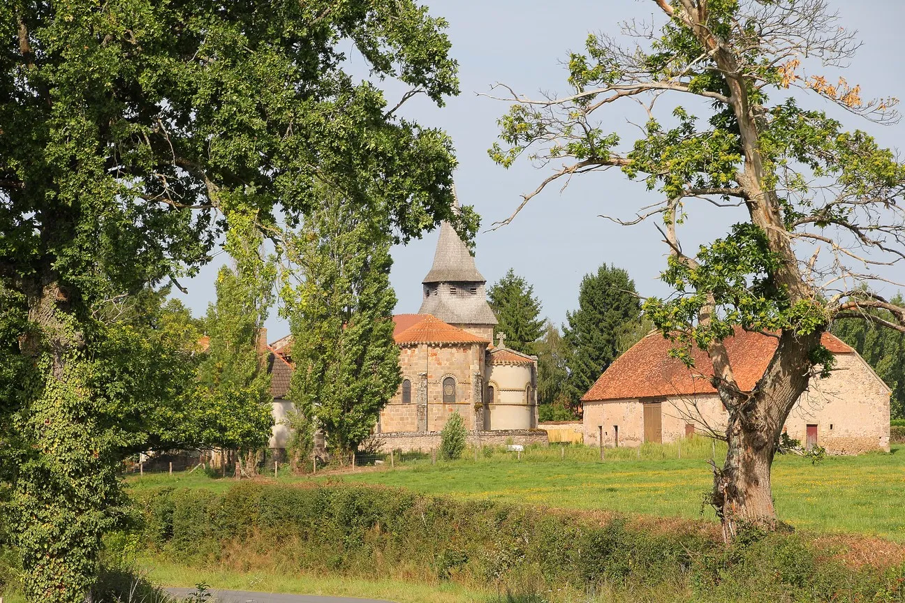 Photo showing: Louroux Bourbonnais Eglise St Martin vue de l'abside