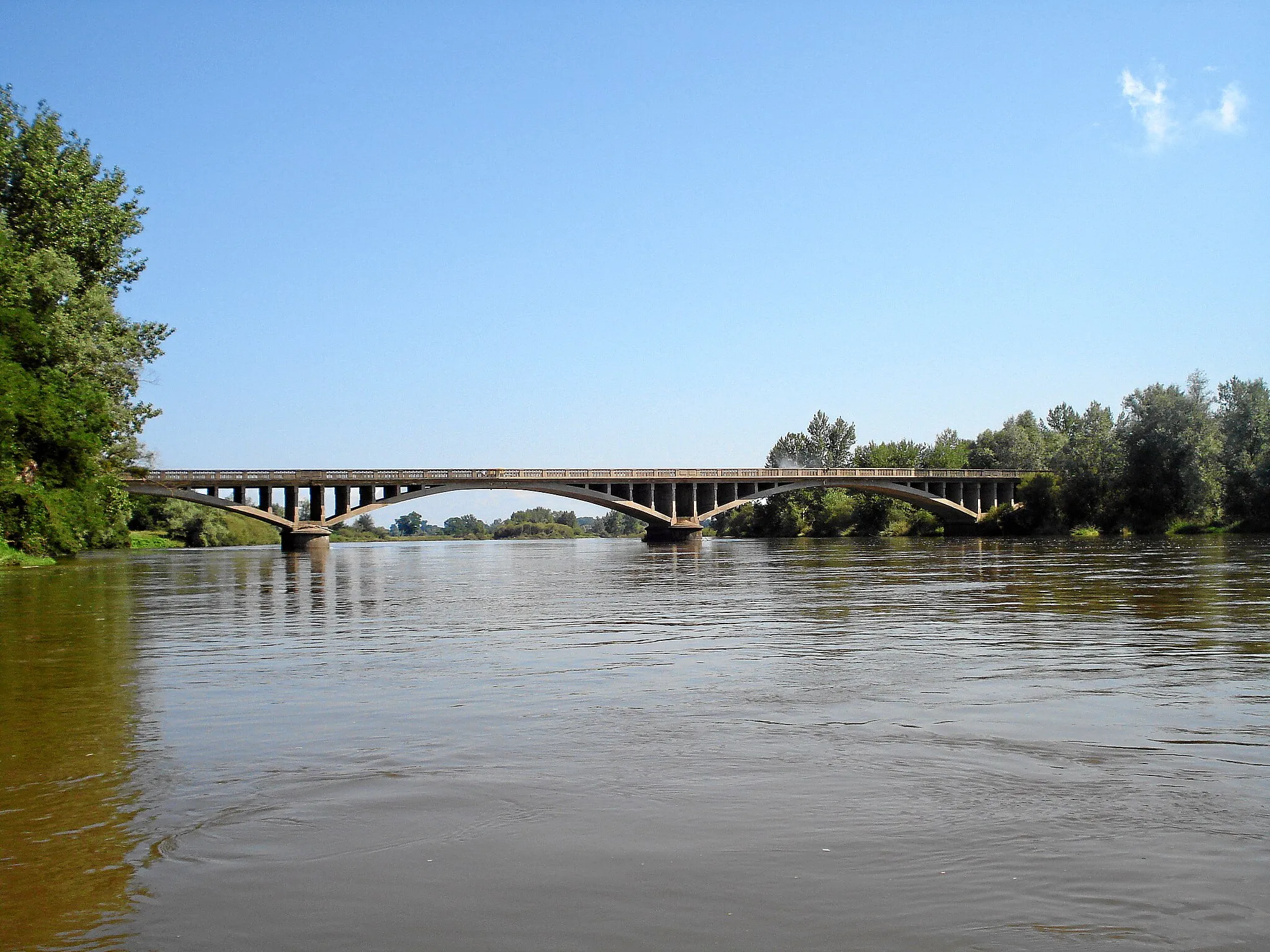 Photo showing: Loirebrücke Vindecy-Bonnant