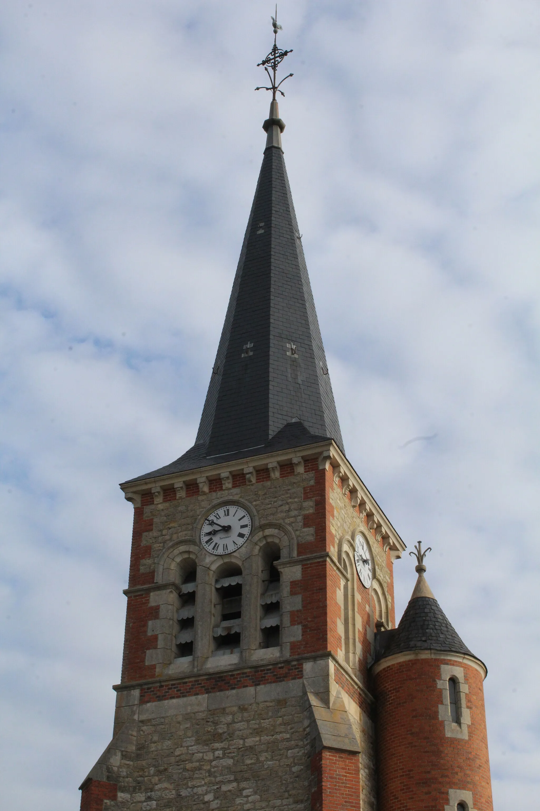 Photo showing: Église Saint-Roch de Montbeugny.