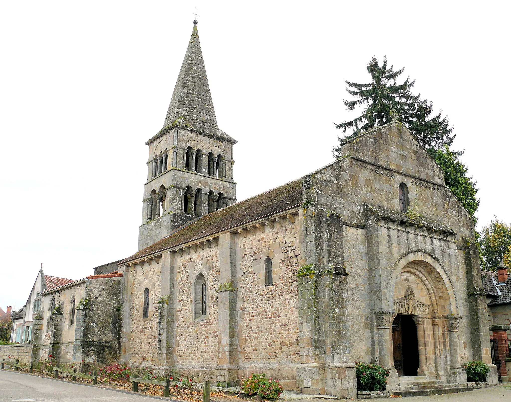 Photo showing: Meillers - Église Saint-Julien