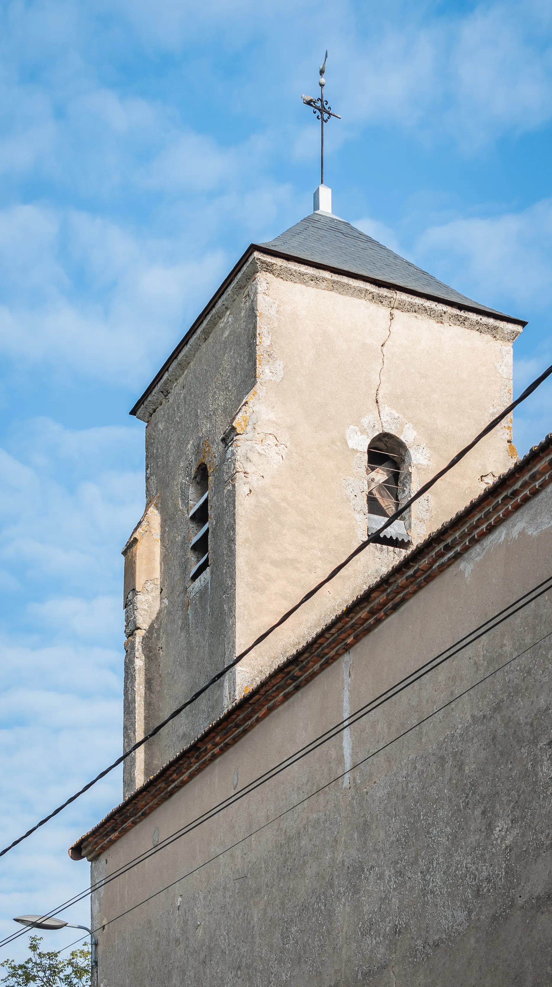 Photo showing: Bell tower of the Saint Peter church in Périgny, Allier, France