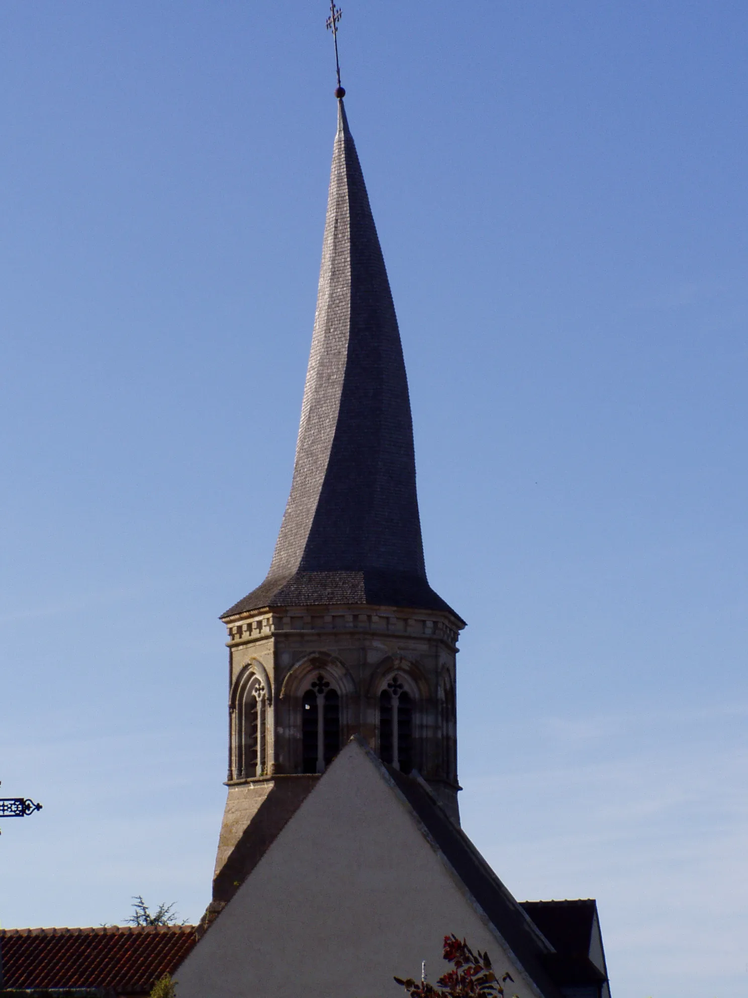Photo showing: le clocher tors de l'église de Saint-Bonnet-de-Four dans l'Allier (France)