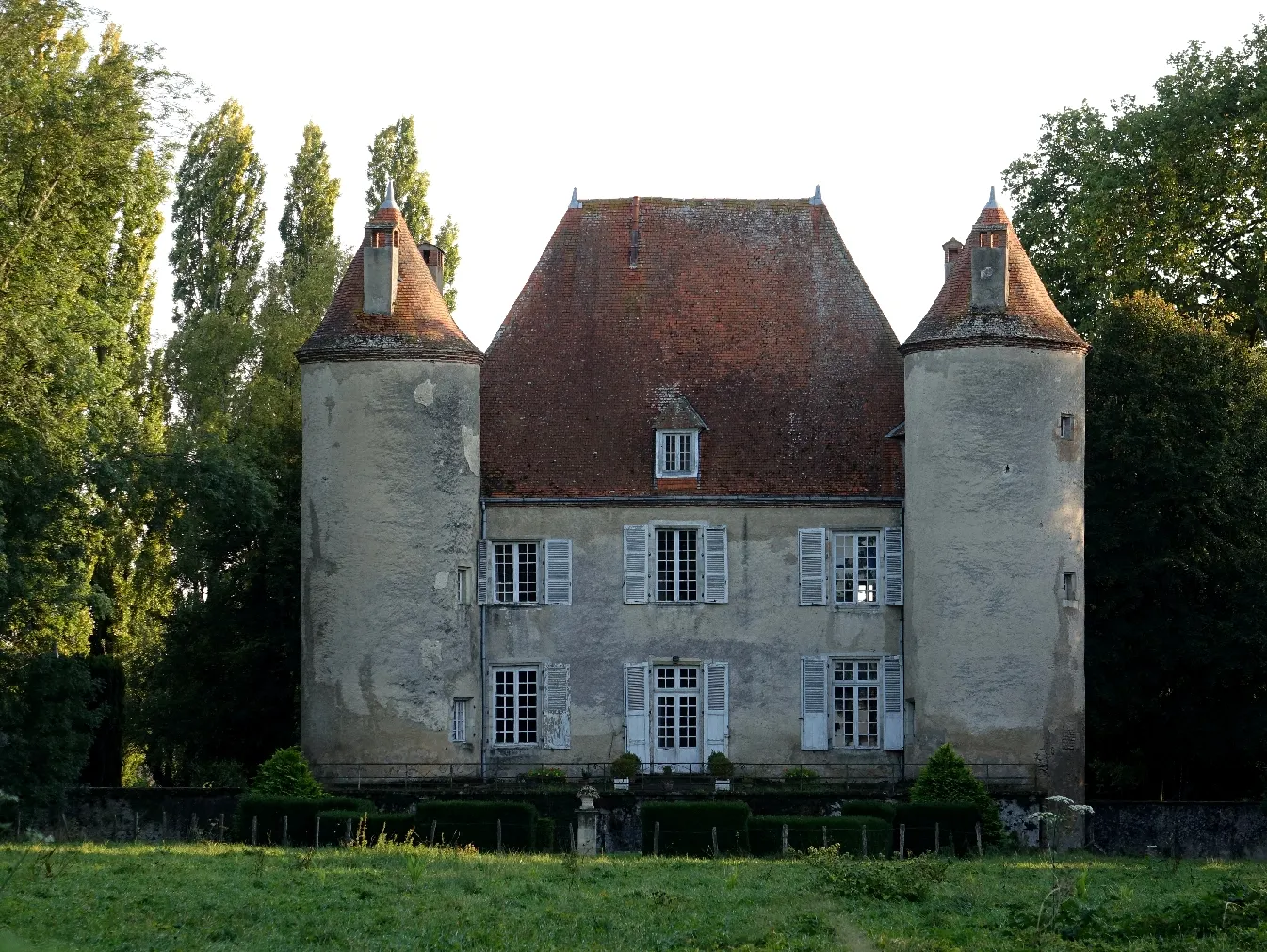 Photo showing: Château du Méage