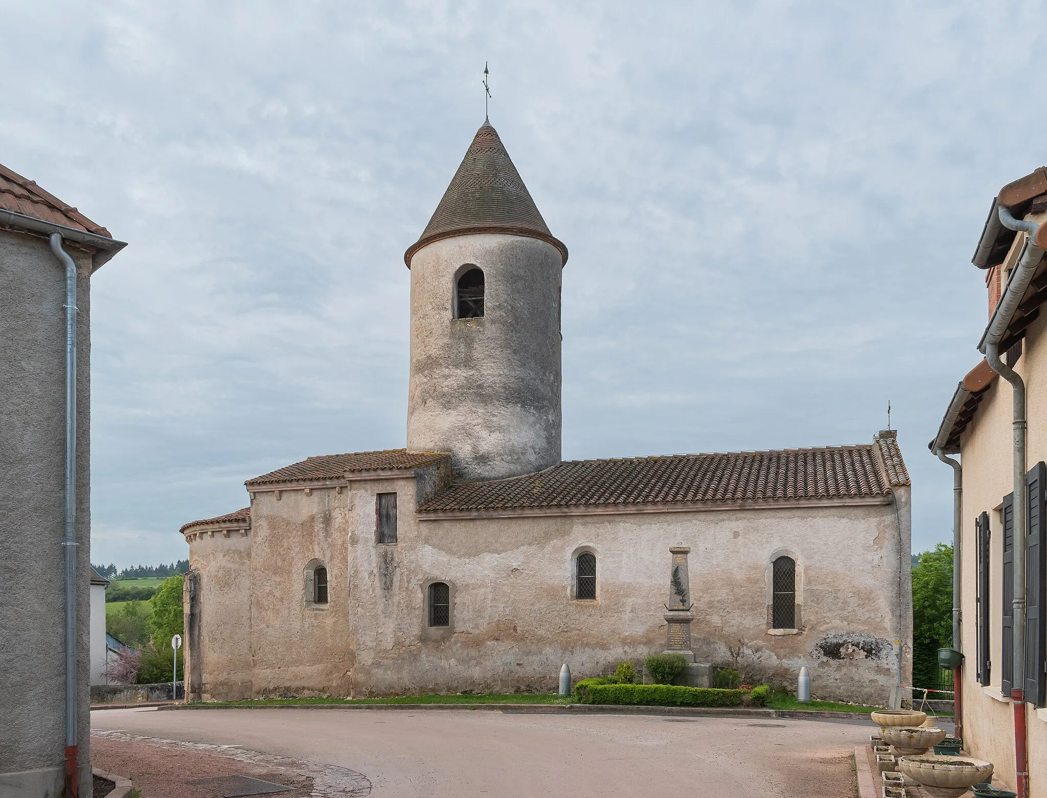 Photo showing: This building is classé au titre des monuments historiques de la France. It is indexed in the base Mérimée, a database of architectural heritage maintained by the French Ministry of Culture, under the reference PA00093270 .