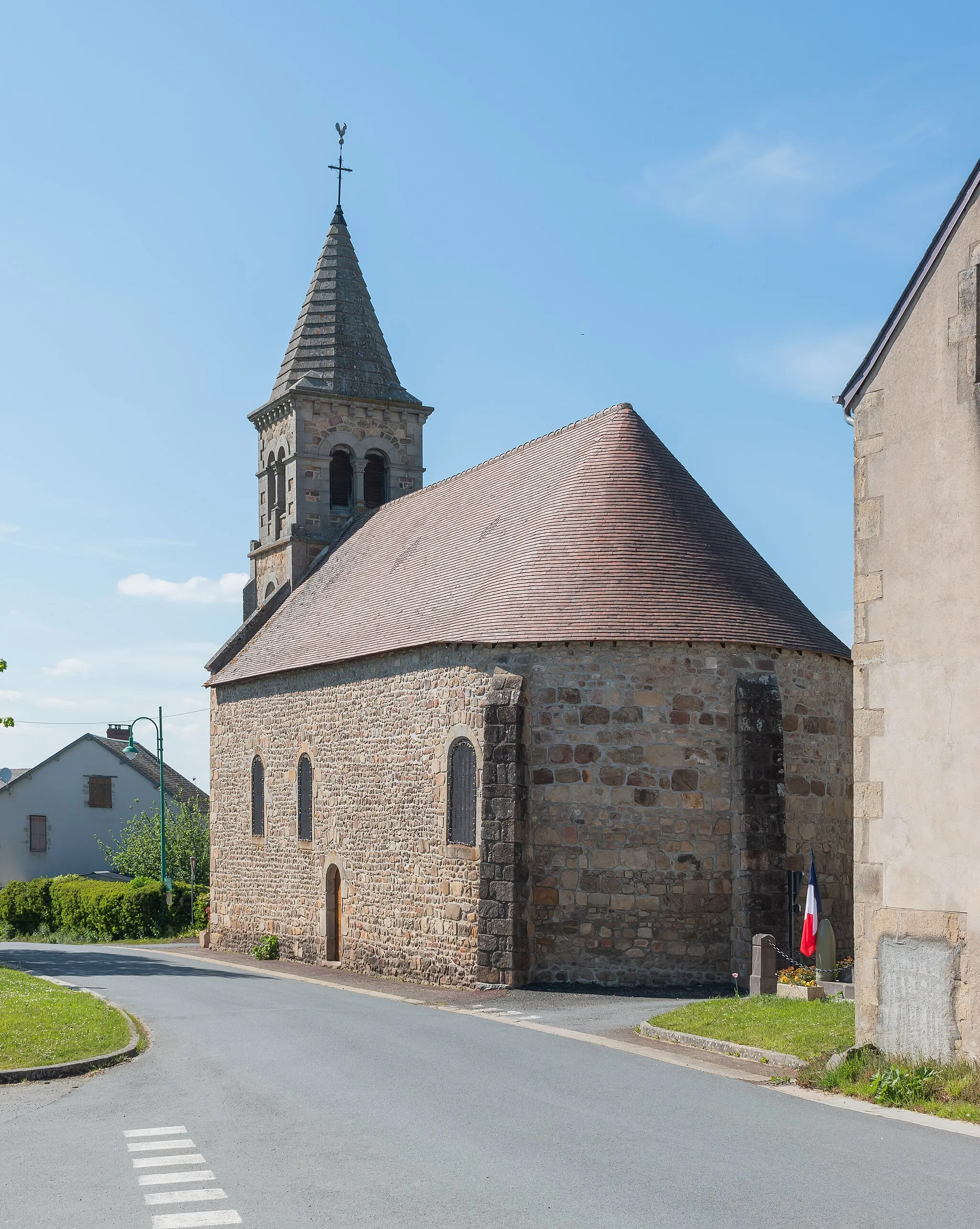 Photo showing: Saint Marcellus church in Saint-Marcel-en-Marcillat, Allier, France