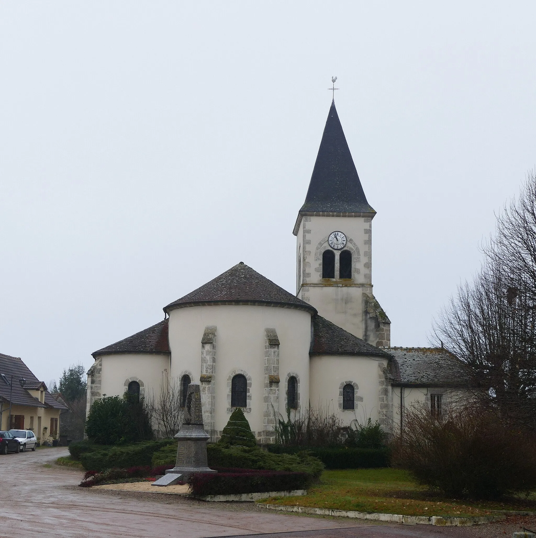 Photo showing: Saint-Maurice's church in Treteau (Allier, Auvergne, France).