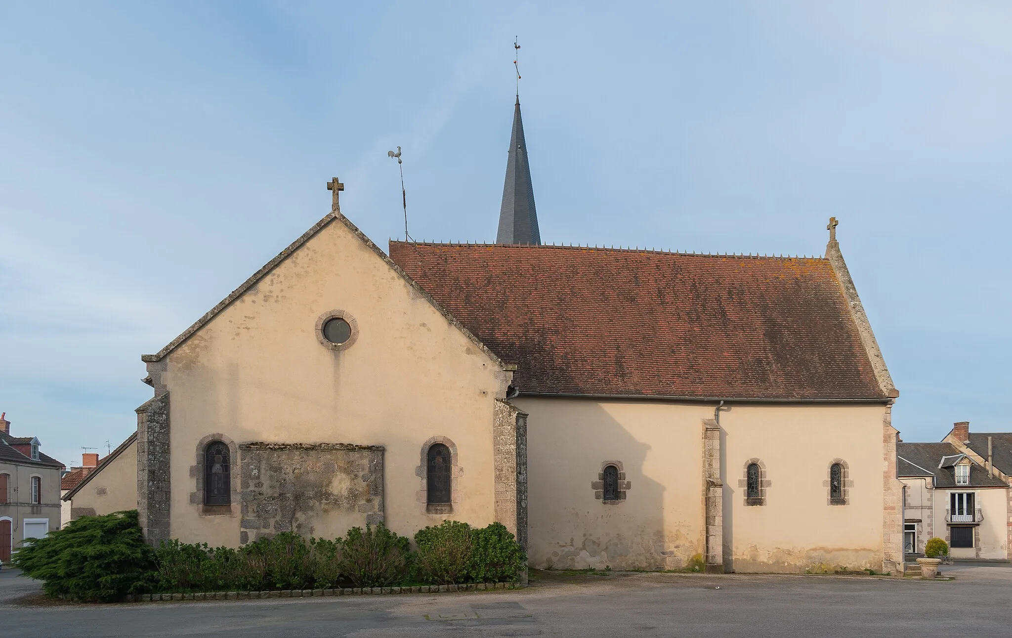 Photo showing: Saint Julian church in Treignat, Allier, France