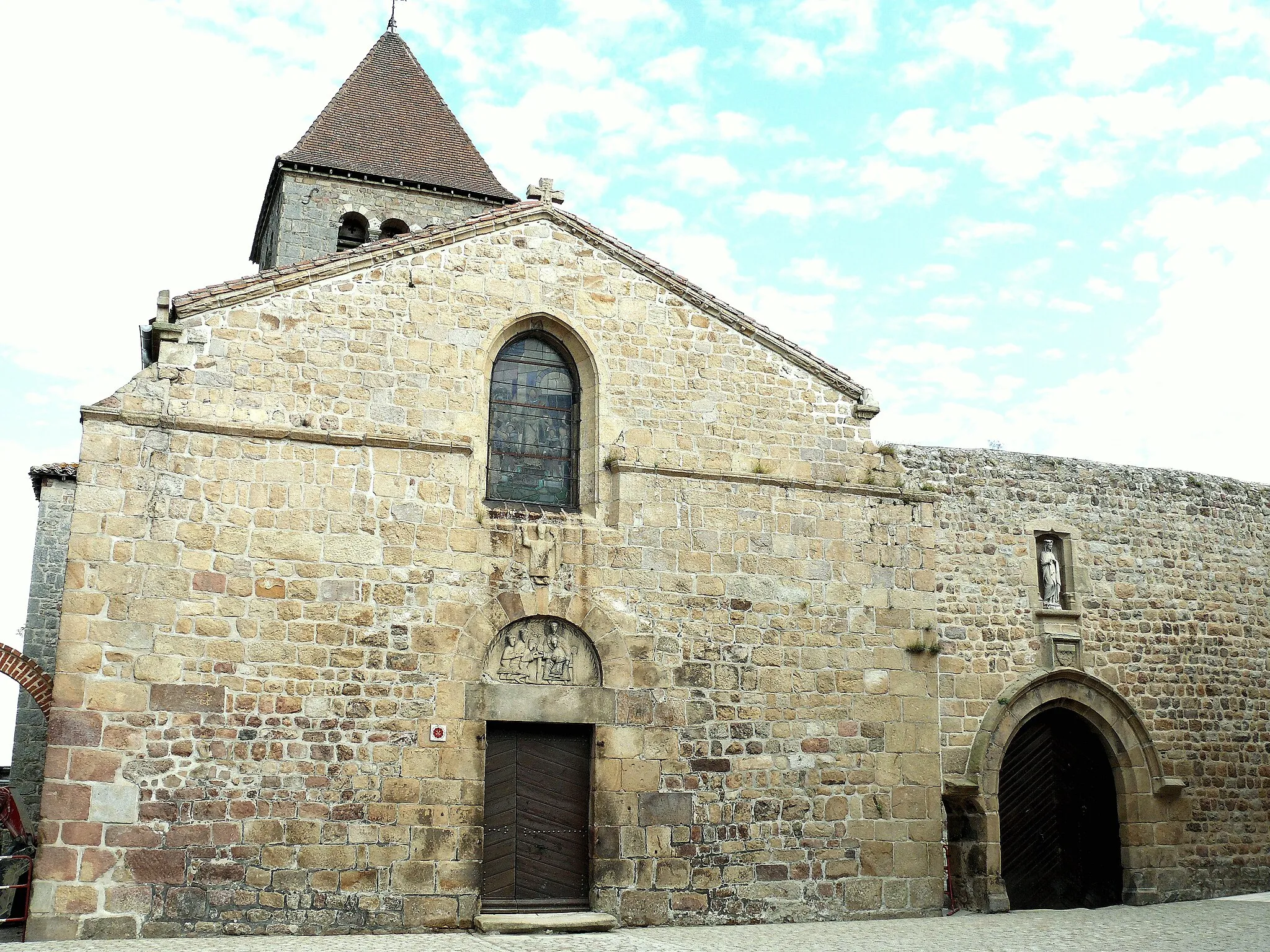 Photo showing: Rozier-Côtes-d'Aurec - Eglise Saint-Blaise