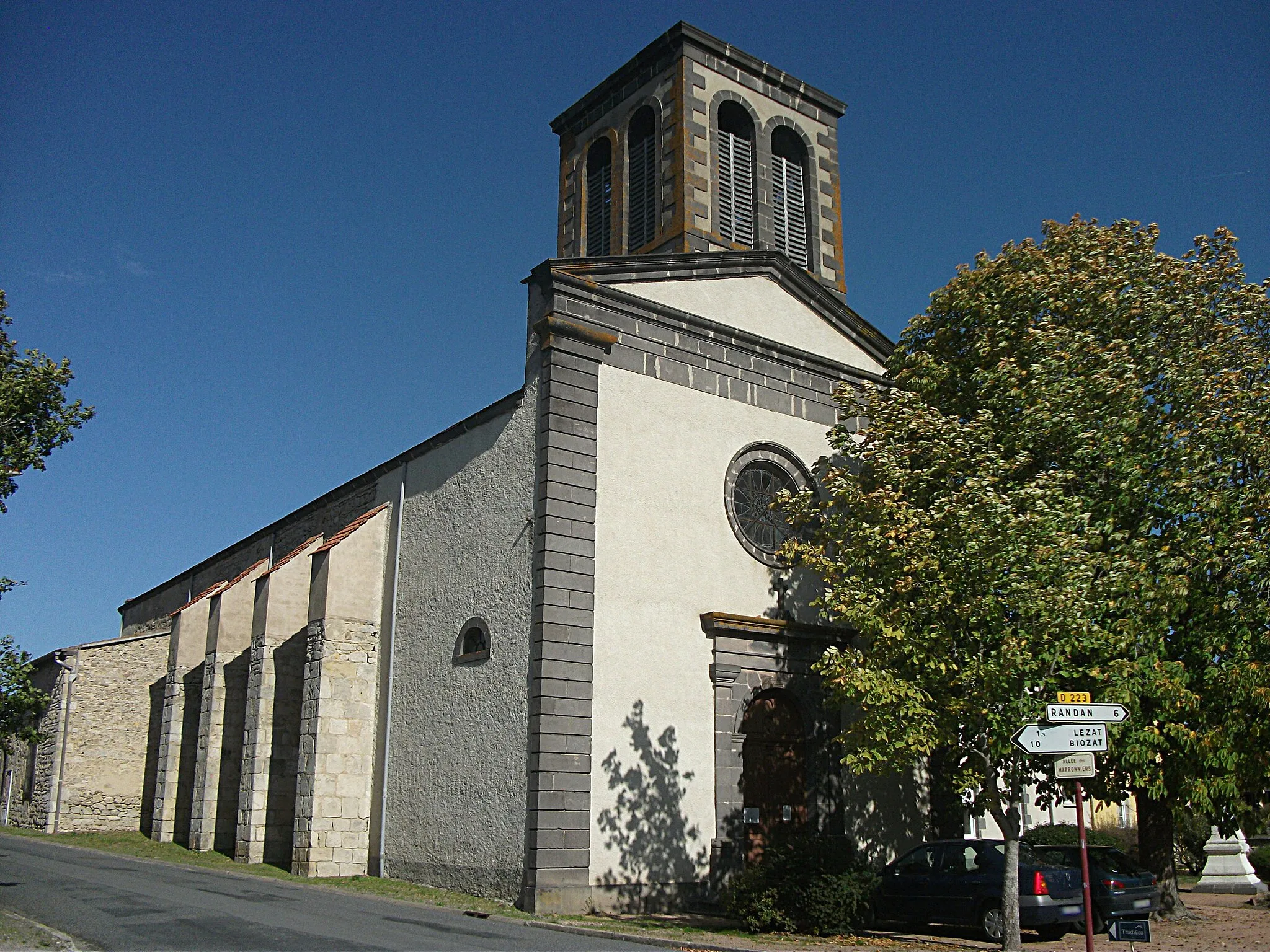 Photo showing: Church of Bas-et-Lezat, Puy-de-Dôme, Auvergne-Rhône-Alpes, France. [19291]