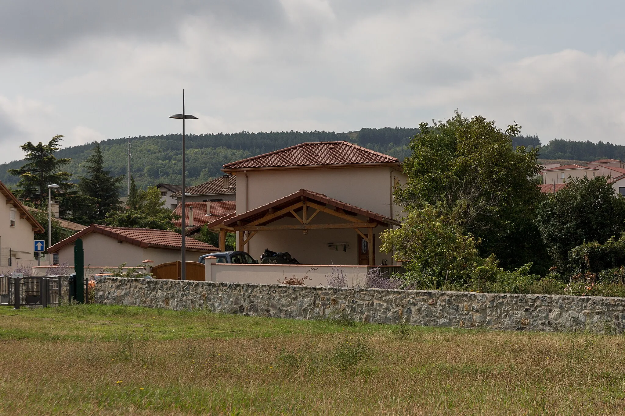 Photo showing: Le puy de Bane vu du parc municipal de Lempdes.