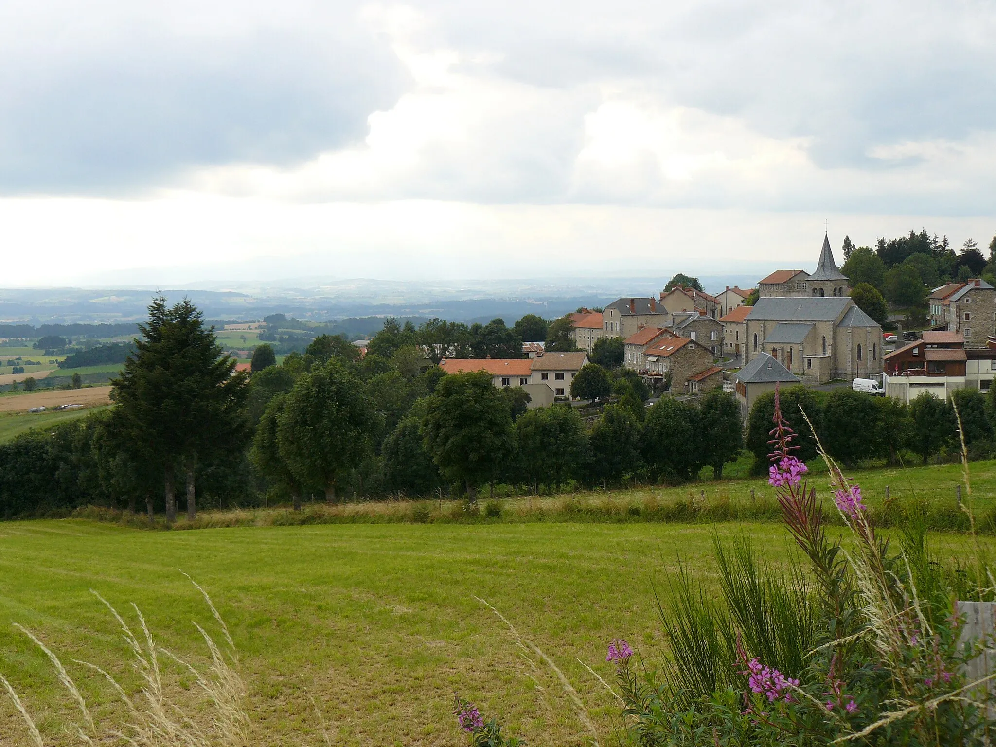 Photo showing: Clavières (Cantal, France)