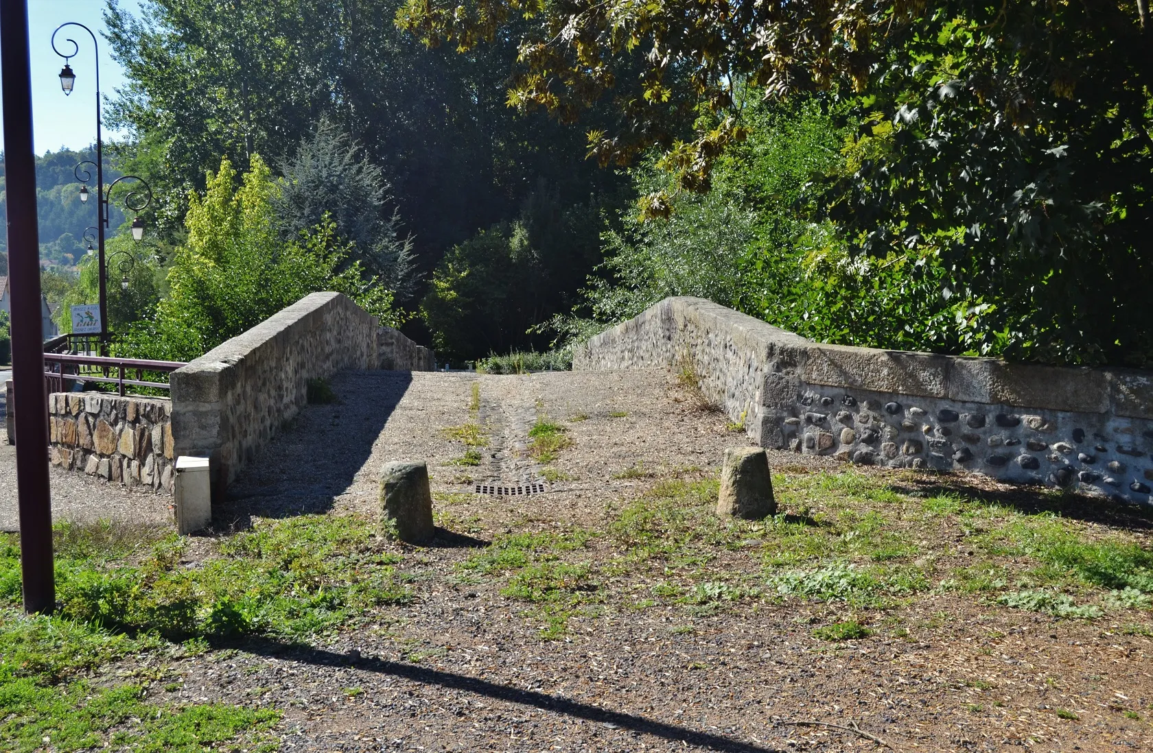 Photo showing: Fontaine et le Village