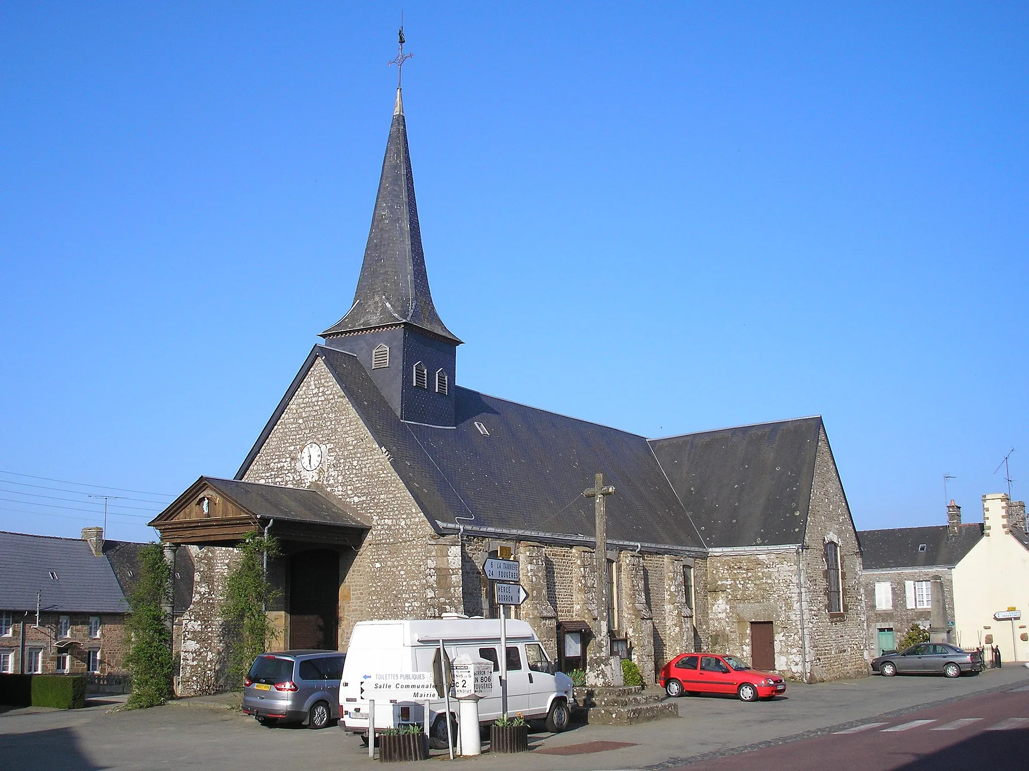 Photo showing: Levaré (Pays de la Loire, France). L'église Saint-Victeur.