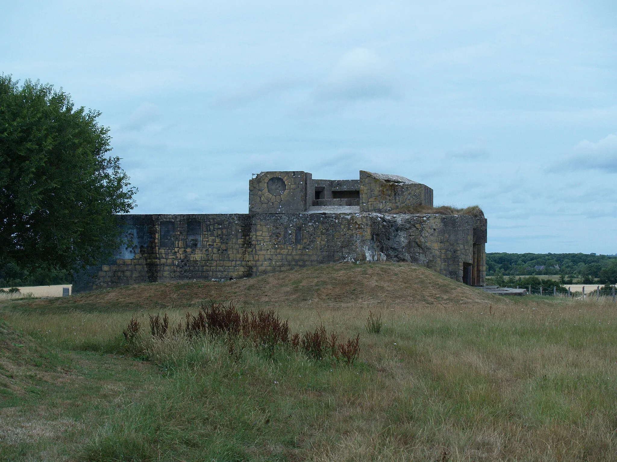 Photo showing: Azeville Battery